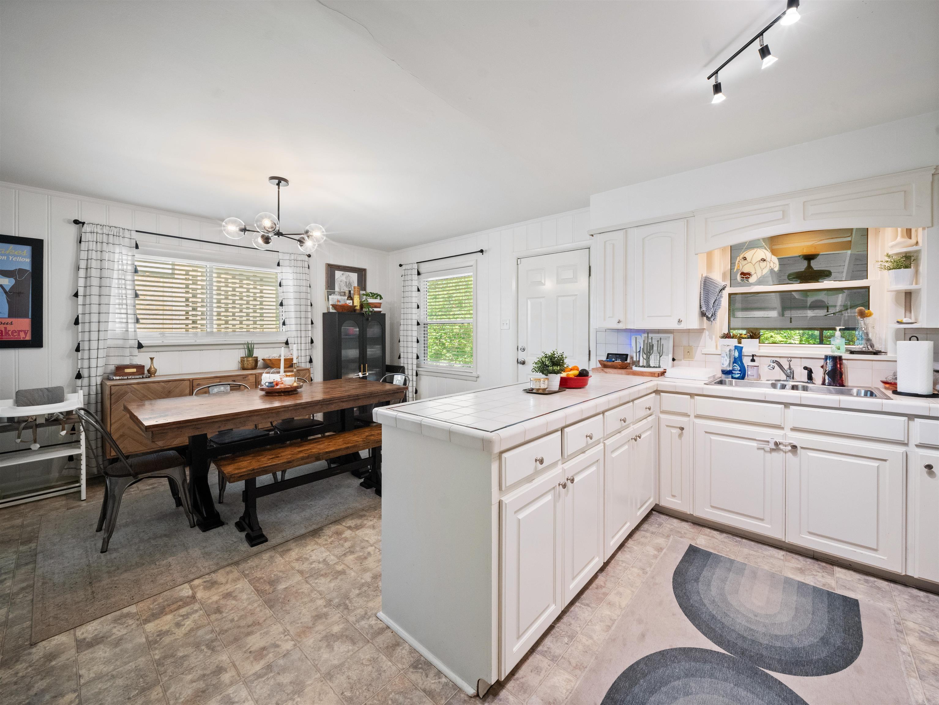 BELLEVUE - Residential