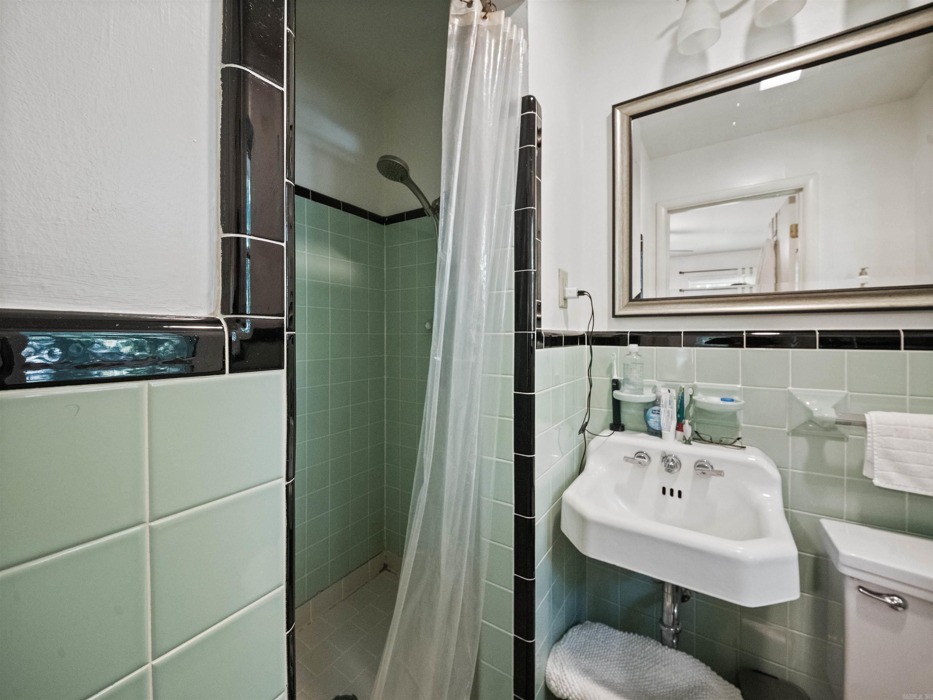 BELLEVUE - Residential