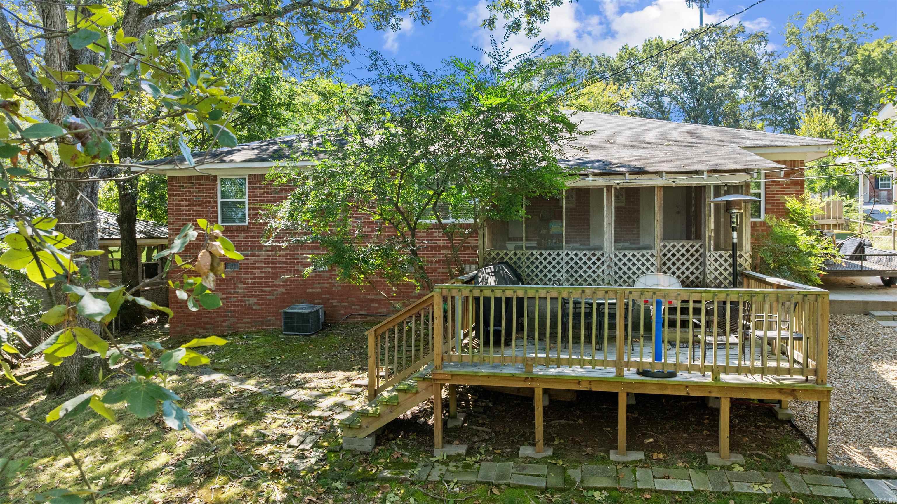 BELLEVUE - Residential