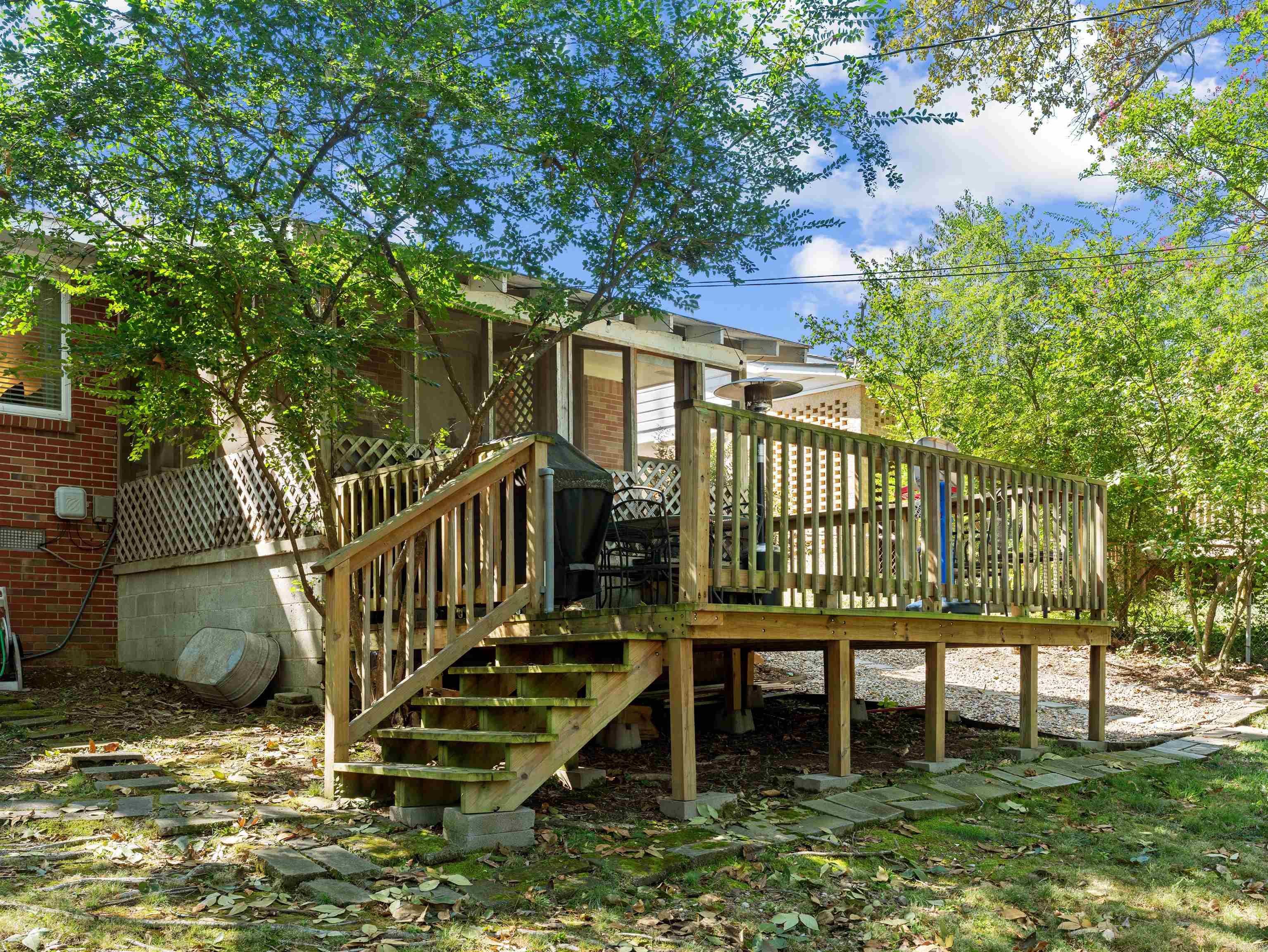 BELLEVUE - Residential