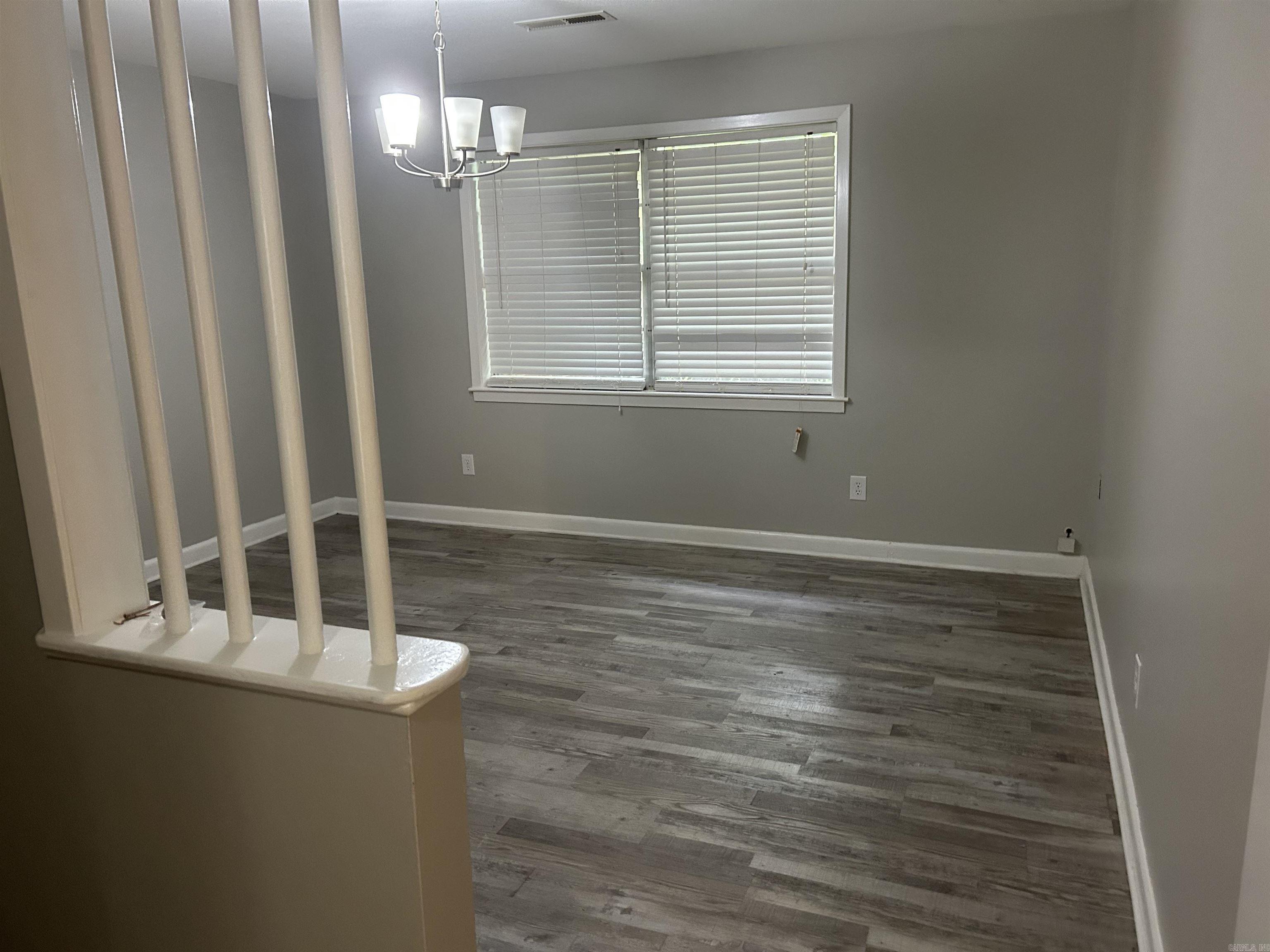 COUNTRY CLUB TERRACE - Residential