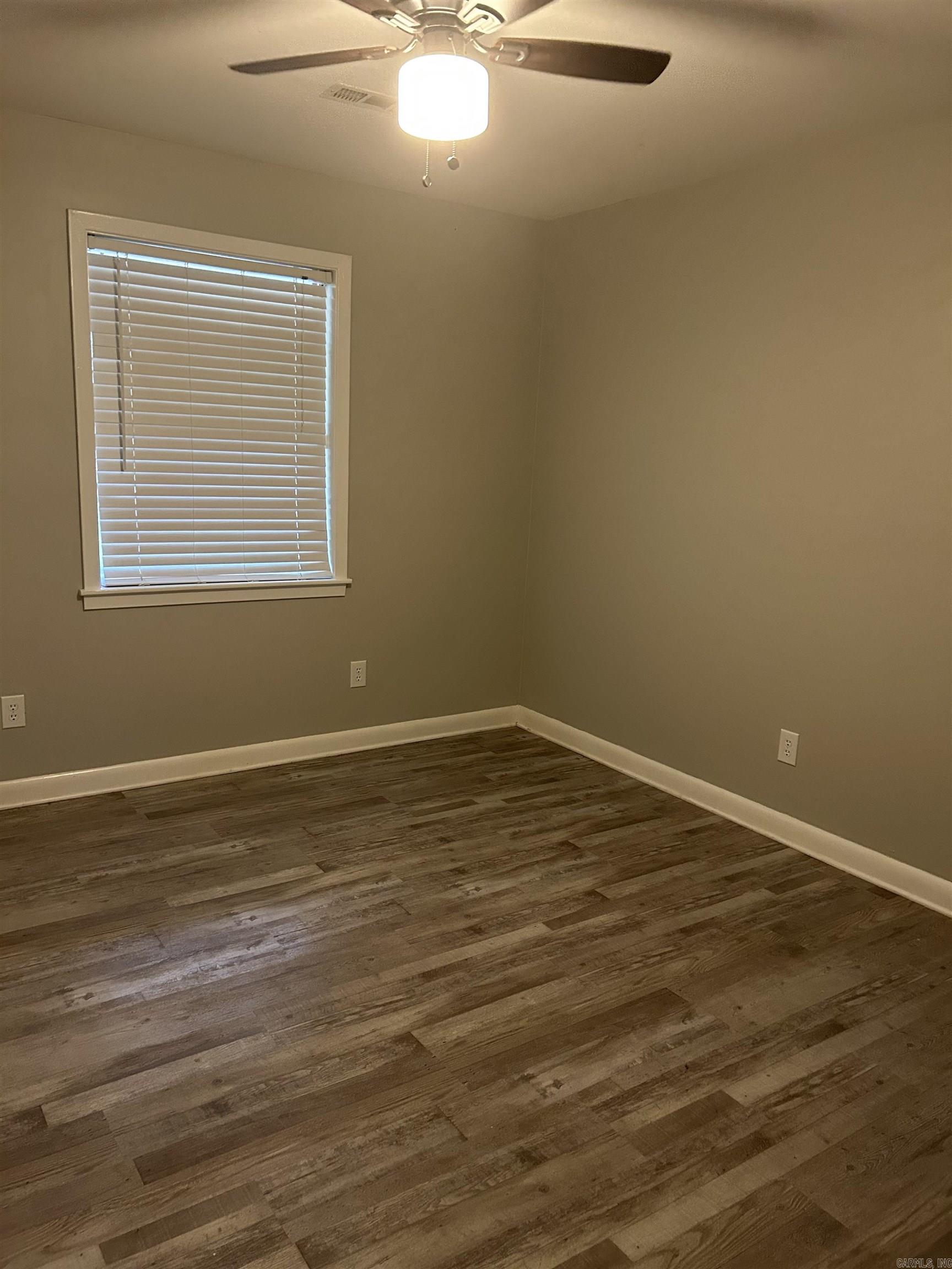 COUNTRY CLUB TERRACE - Residential