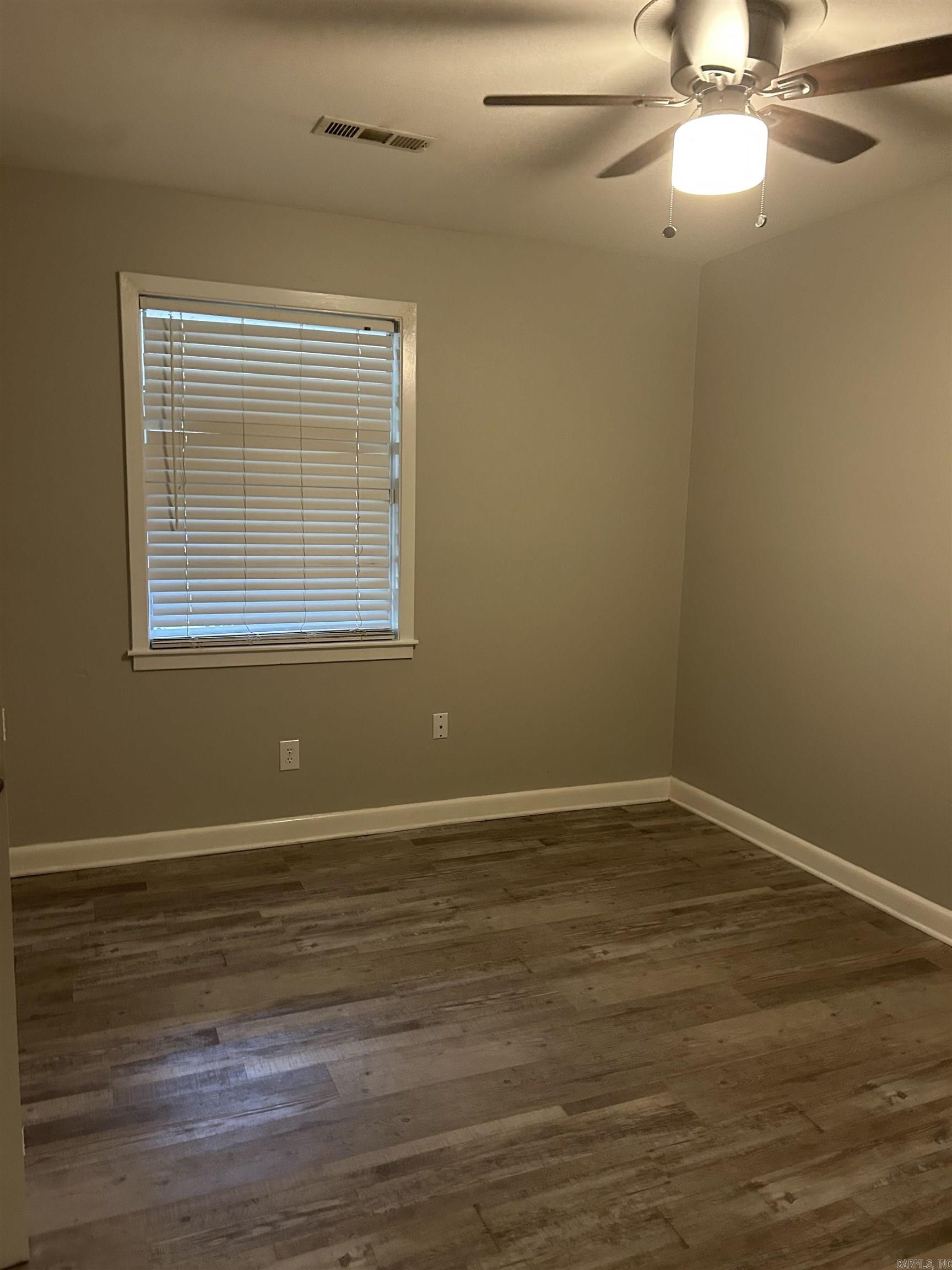 COUNTRY CLUB TERRACE - Residential