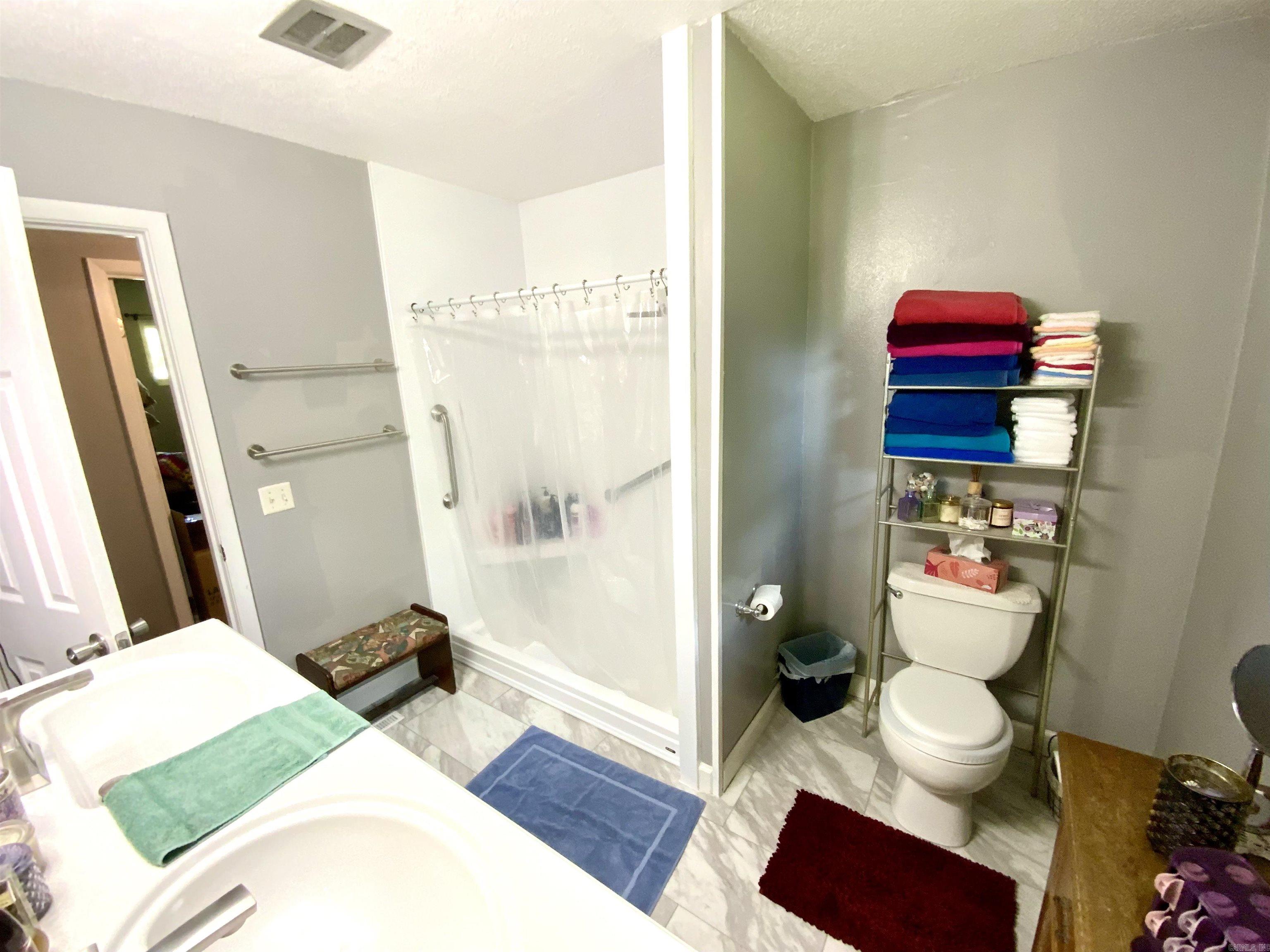 CRAPPIE COVE - Residential