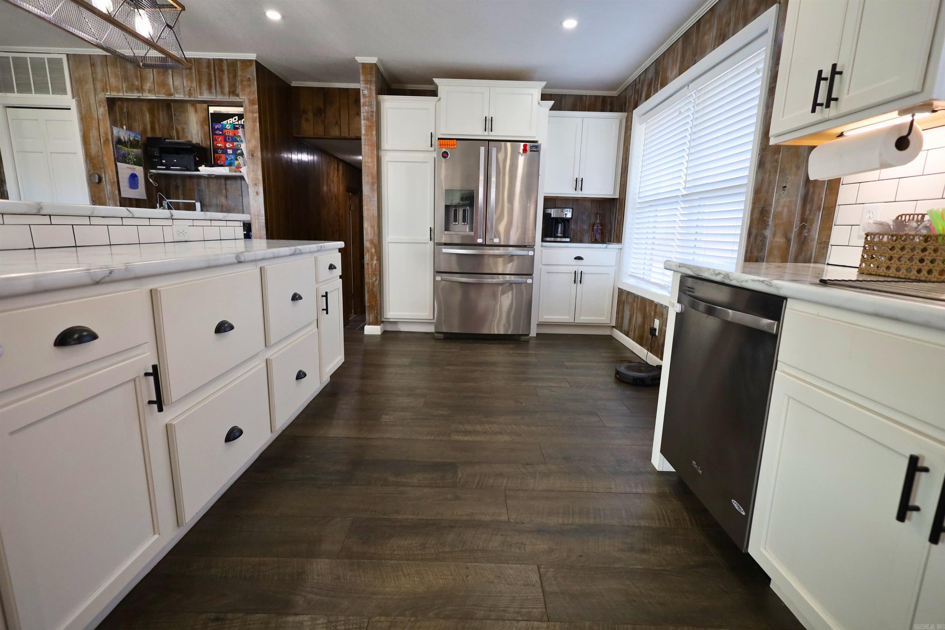 MANATT 2ND - Residential