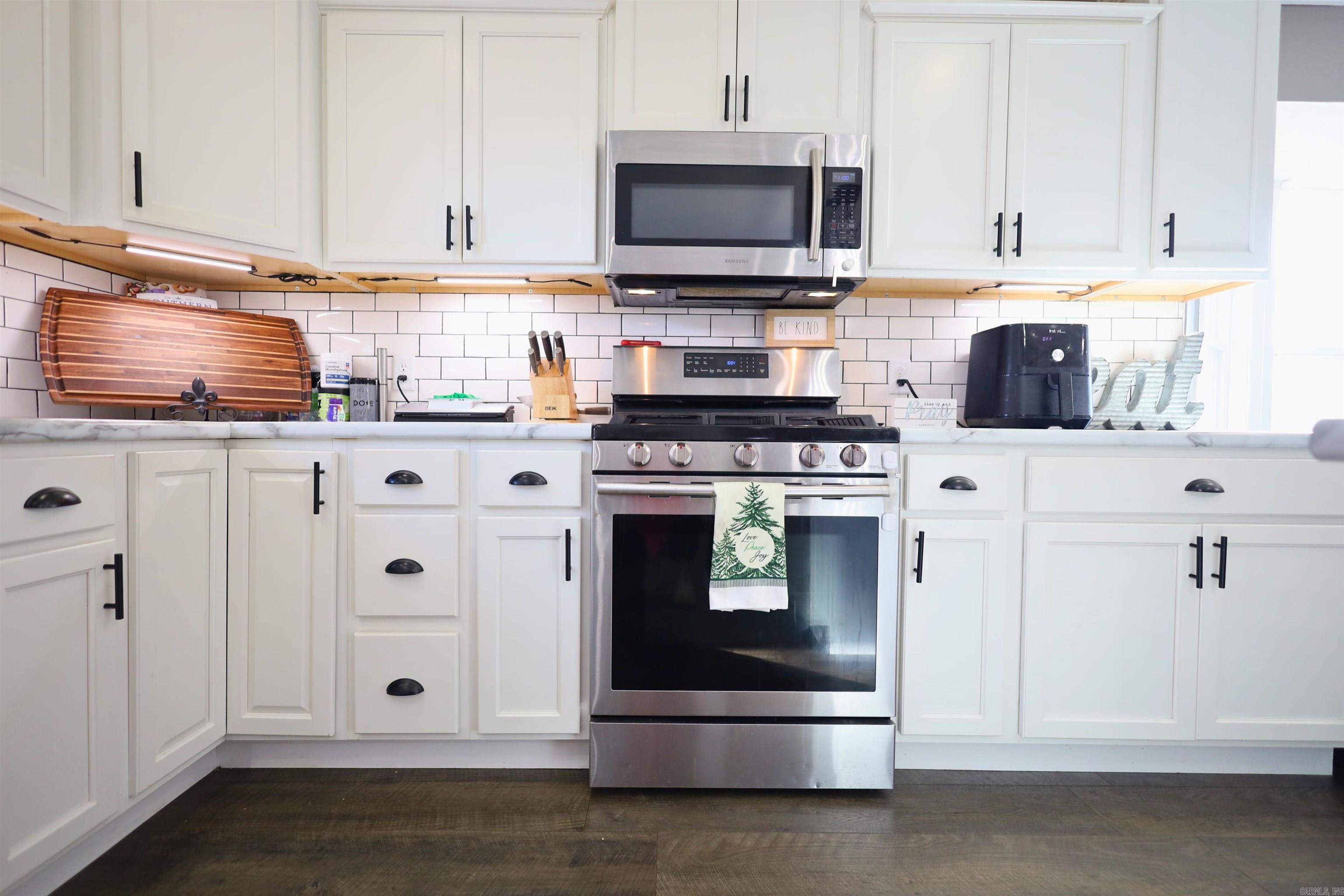 MANATT 2ND - Residential