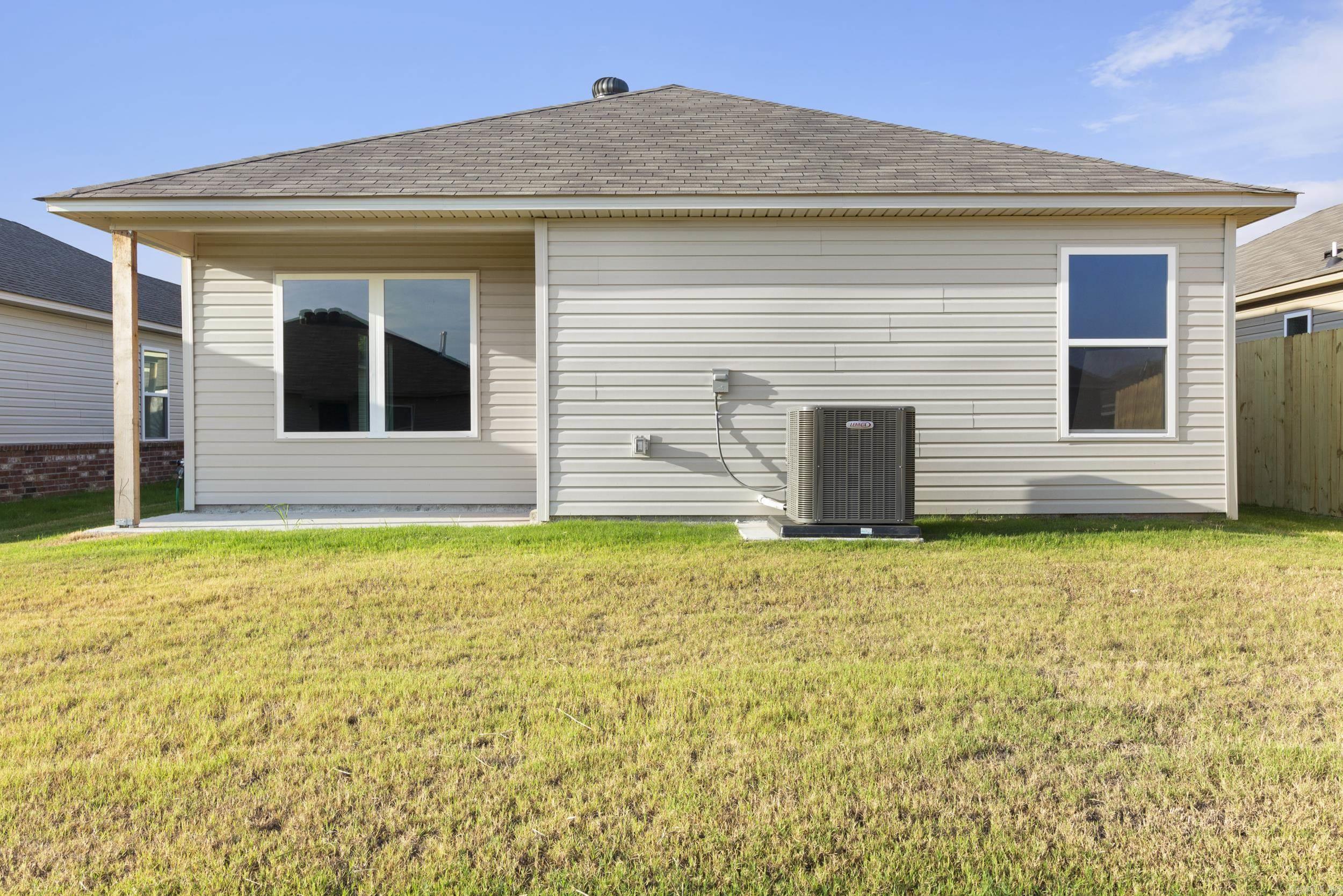 COUNTRY CLUB OF ARK THE - Residential