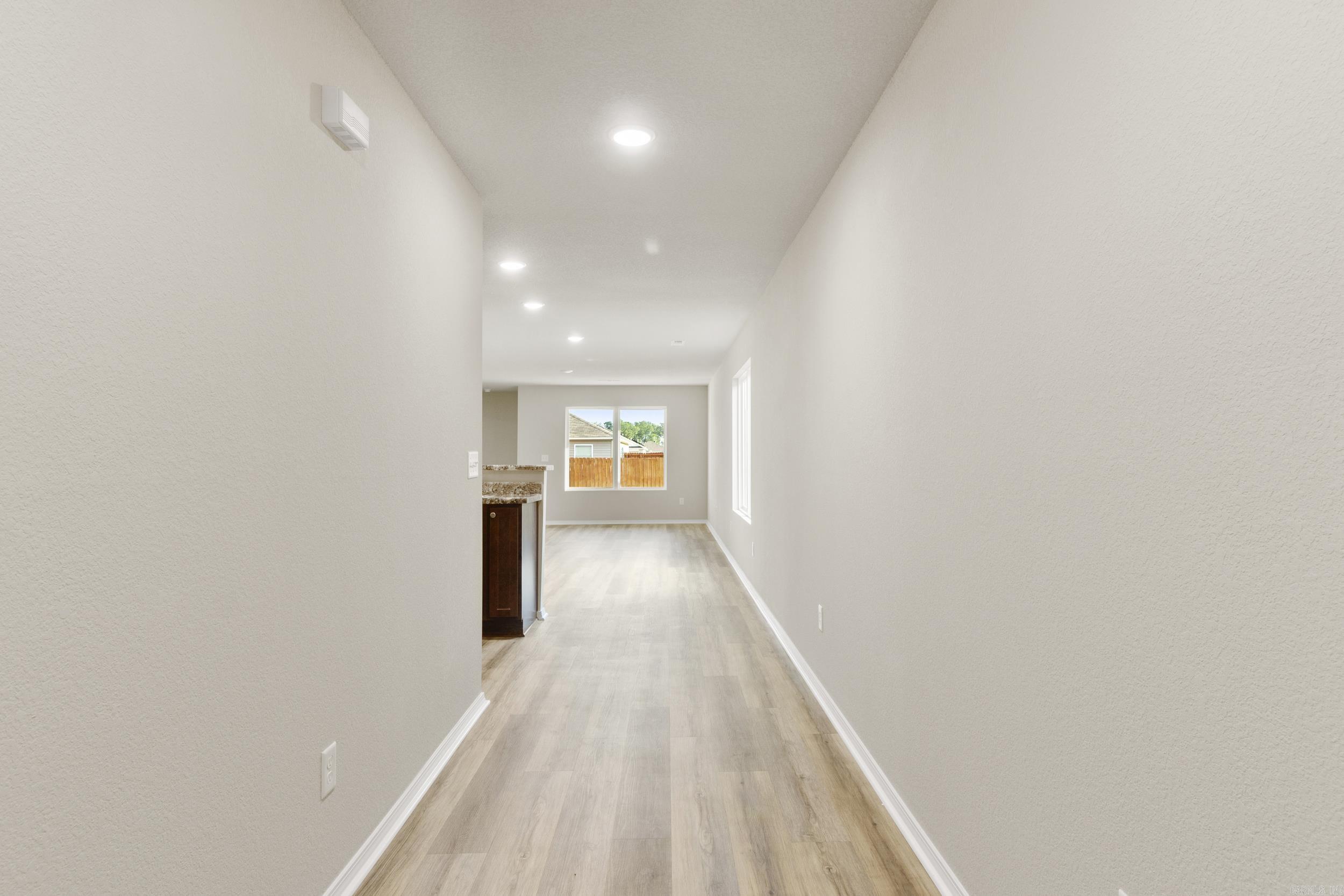 COUNTRY CLUB OF ARK THE - Residential