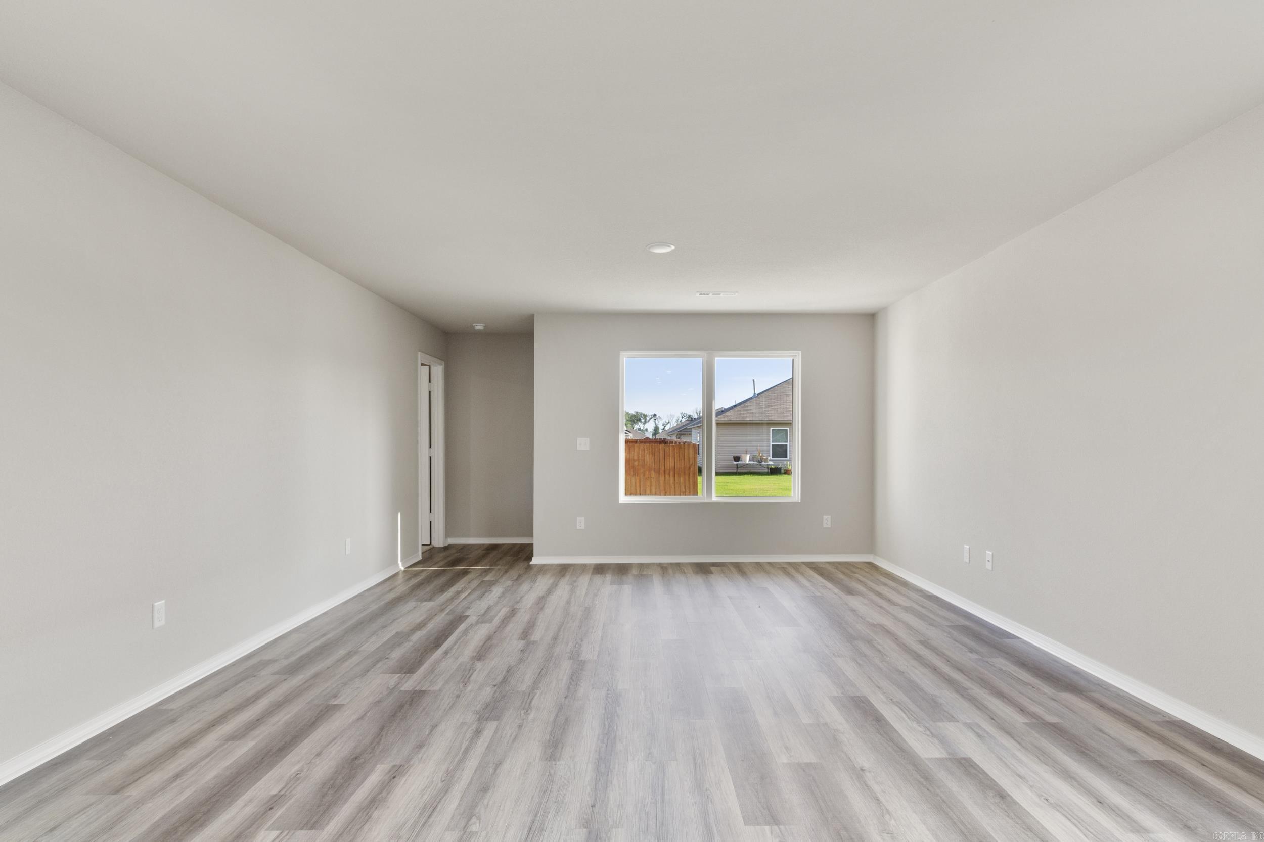 COUNTRY CLUB OF ARK THE - Residential