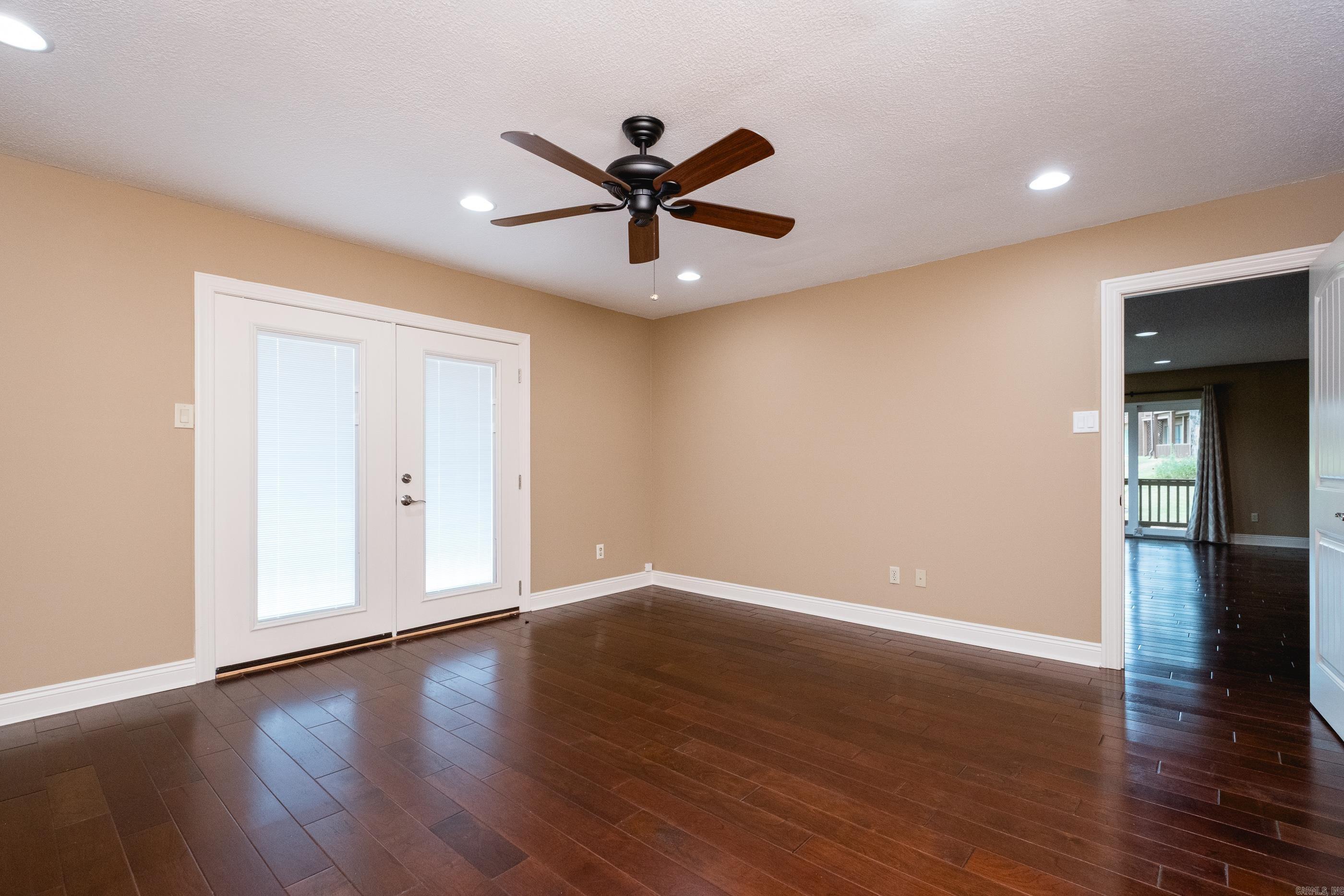 Ninth Fairway to Golf Course - Residential