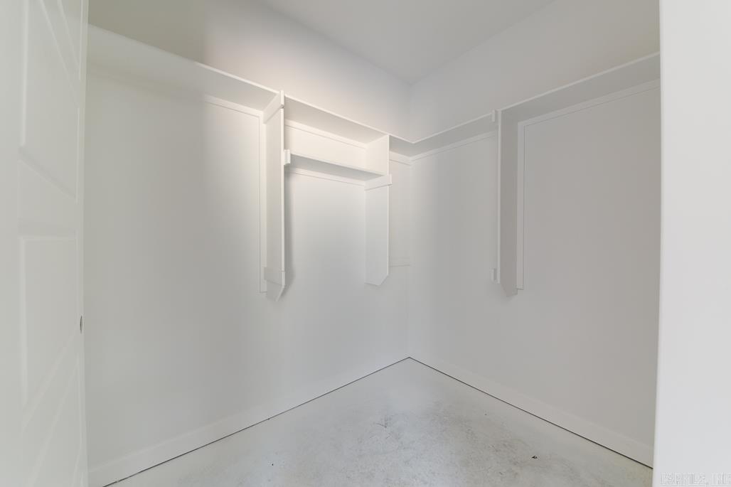 MILLERS GLENN - Residential