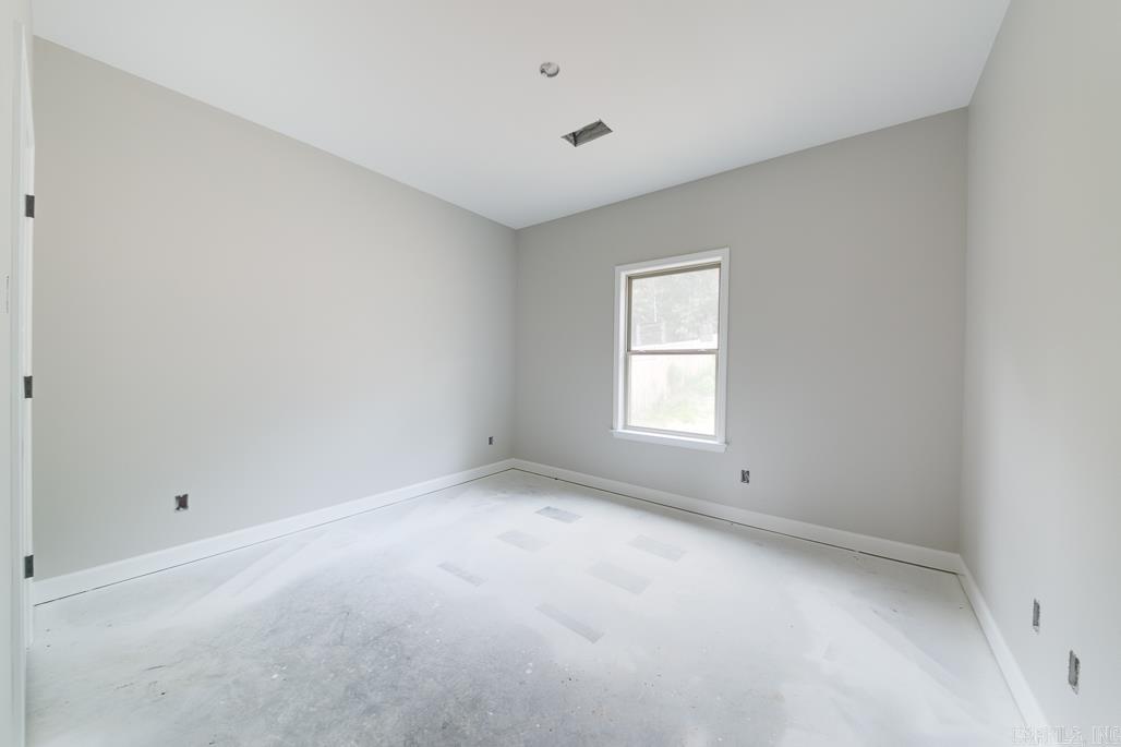 MILLERS GLENN - Residential