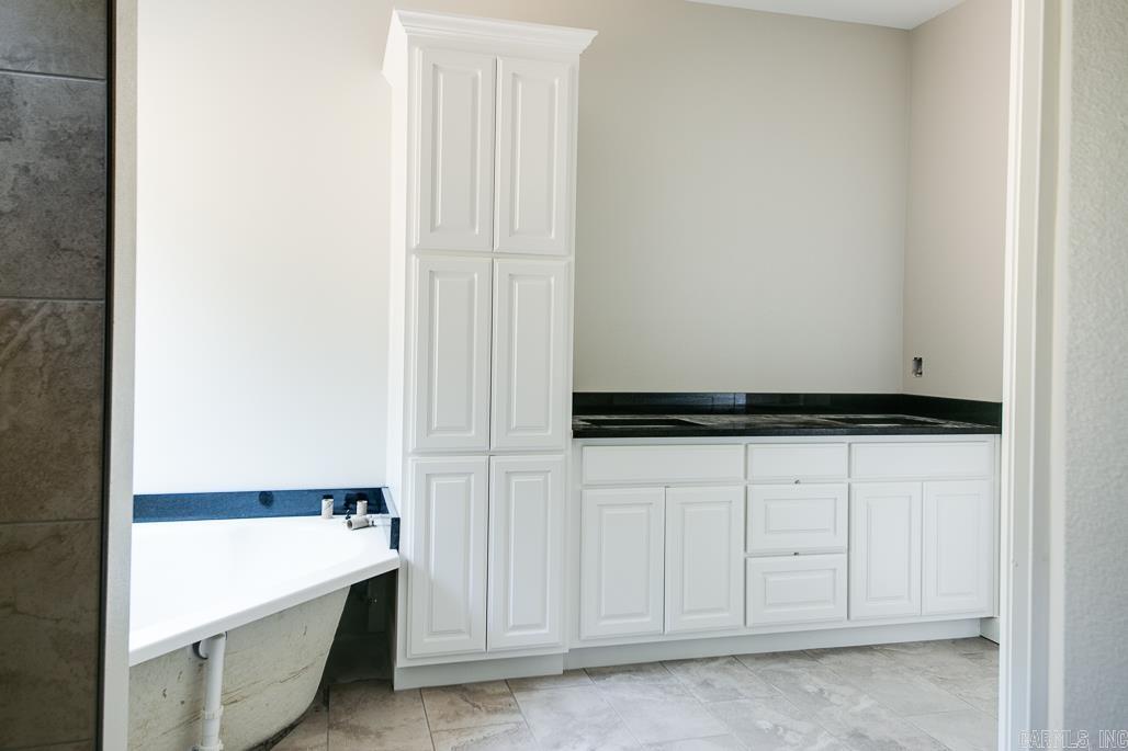 MILLERS GLENN - Residential