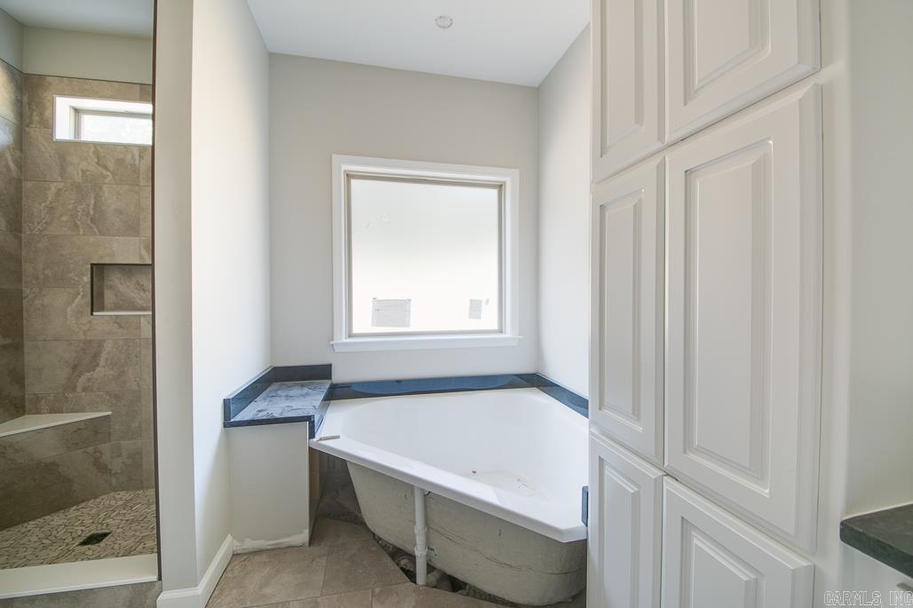 MILLERS GLENN - Residential