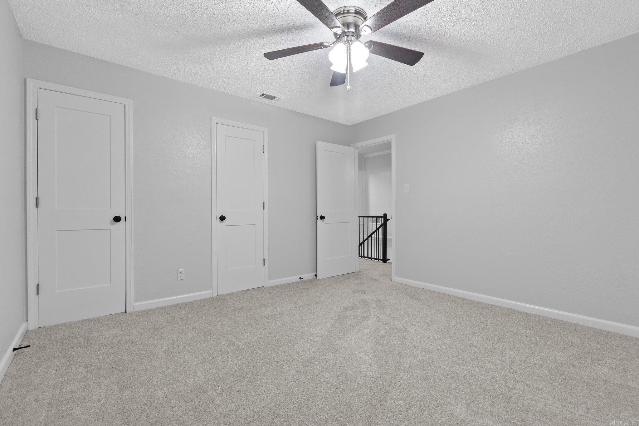 HILLSIDE - Residential