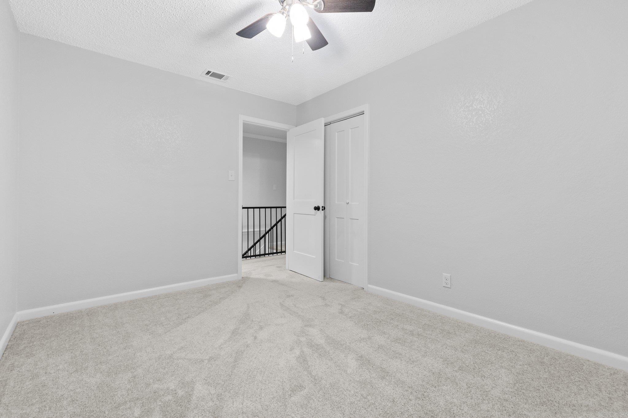 HILLSIDE - Residential