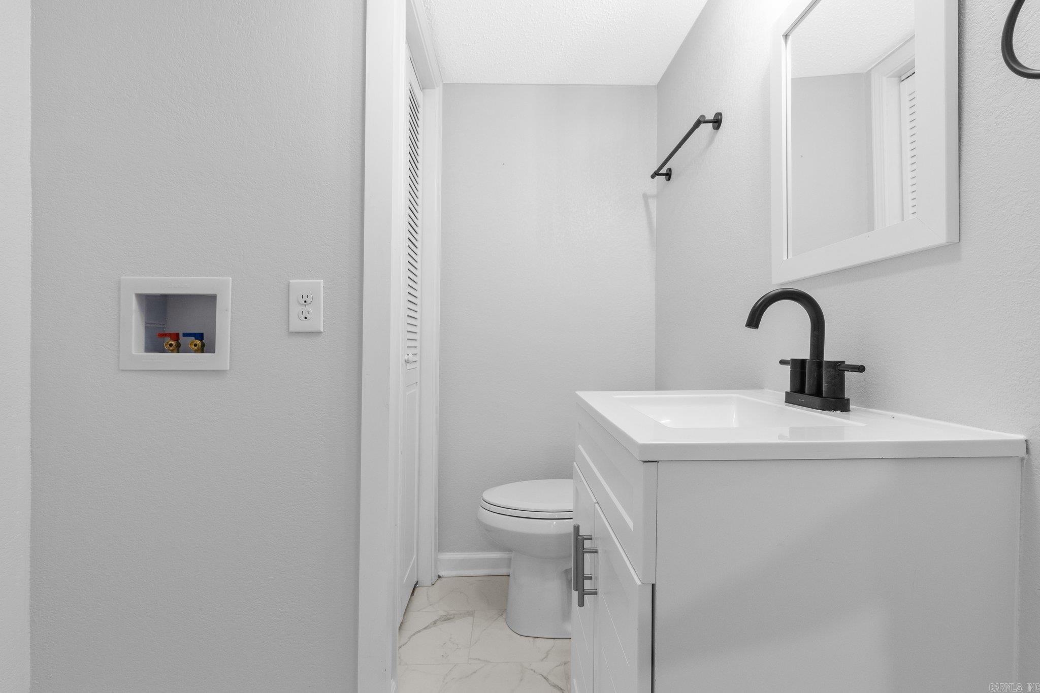 HILLSIDE - Residential