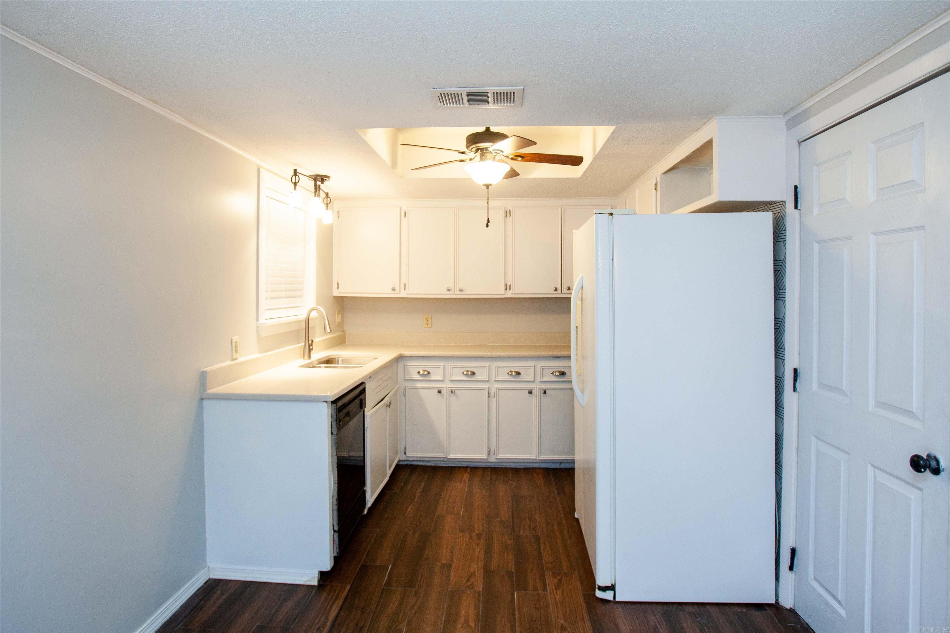 Park Ruby - Residential Lease