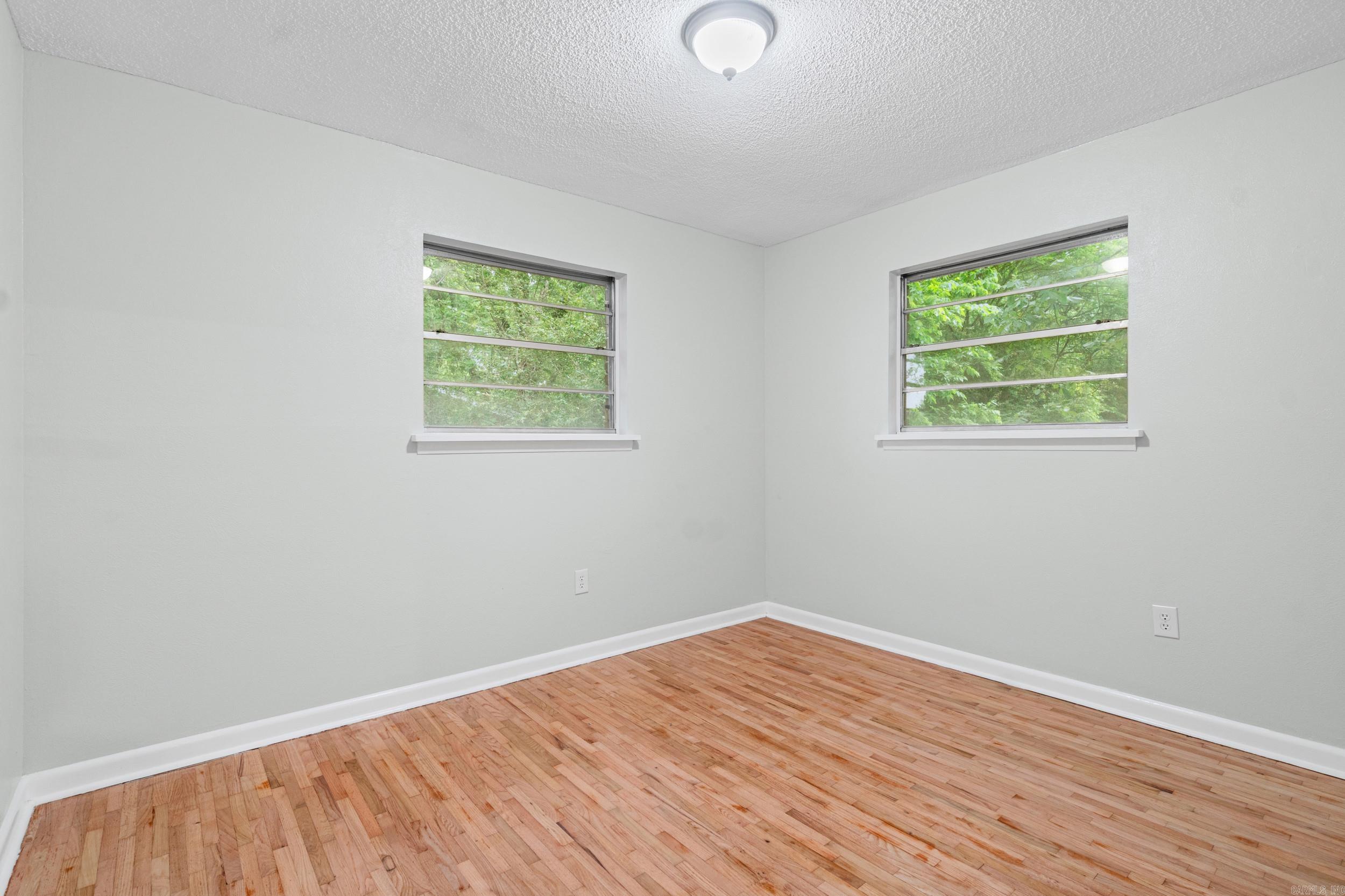 HILLSIDE - Residential