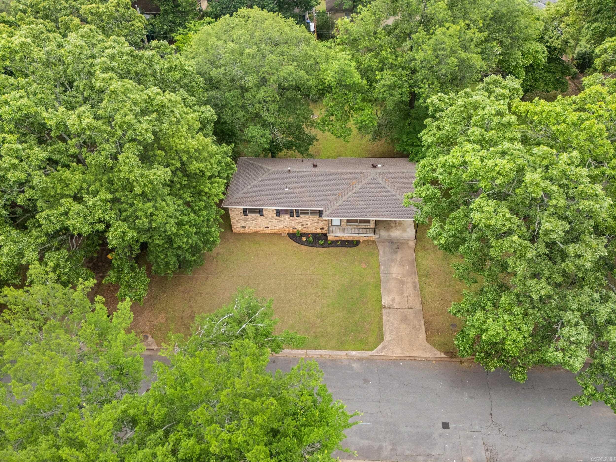 HILLSIDE - Residential