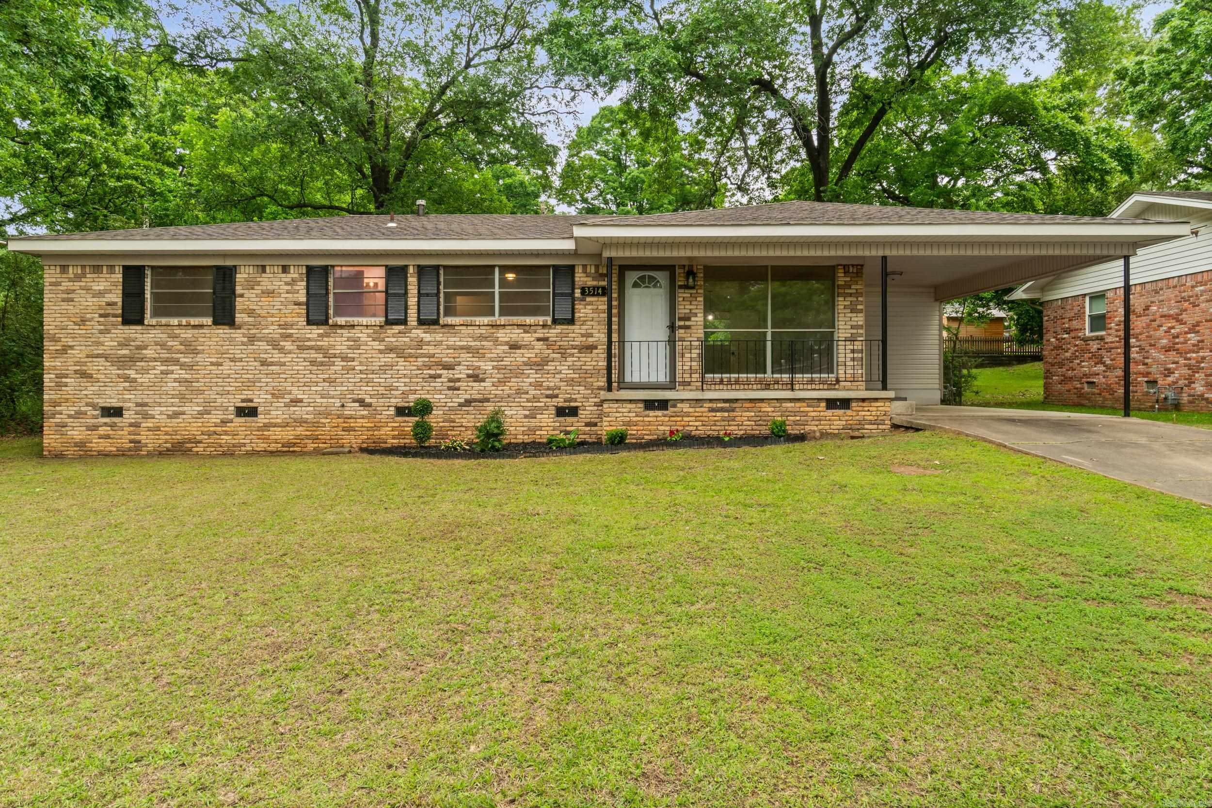 HILLSIDE - Residential