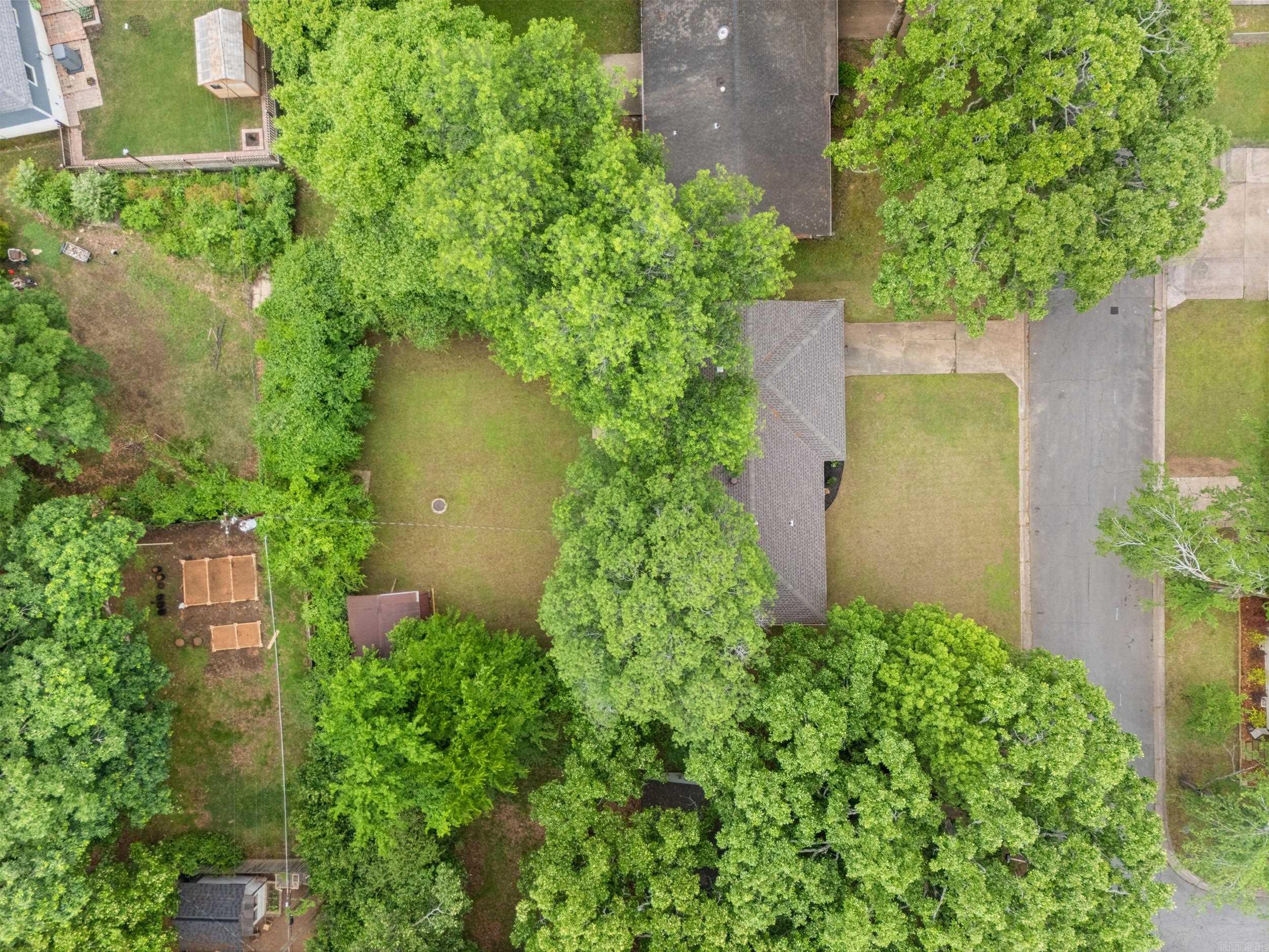 HILLSIDE - Residential