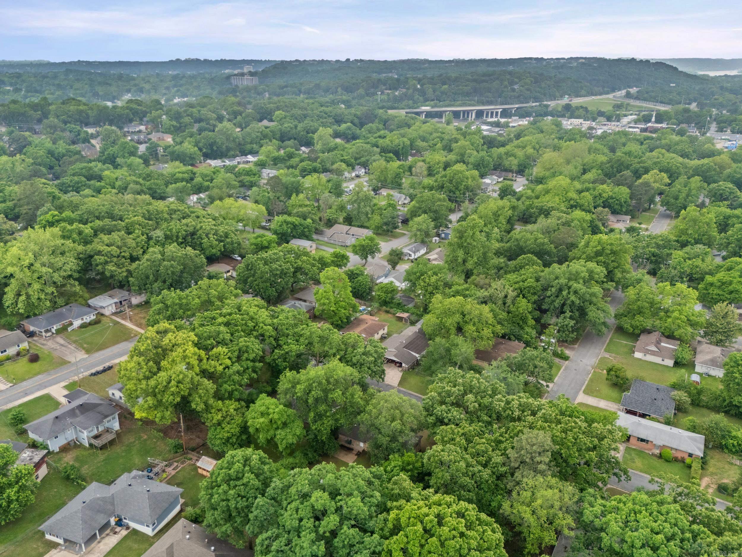 HILLSIDE - Residential