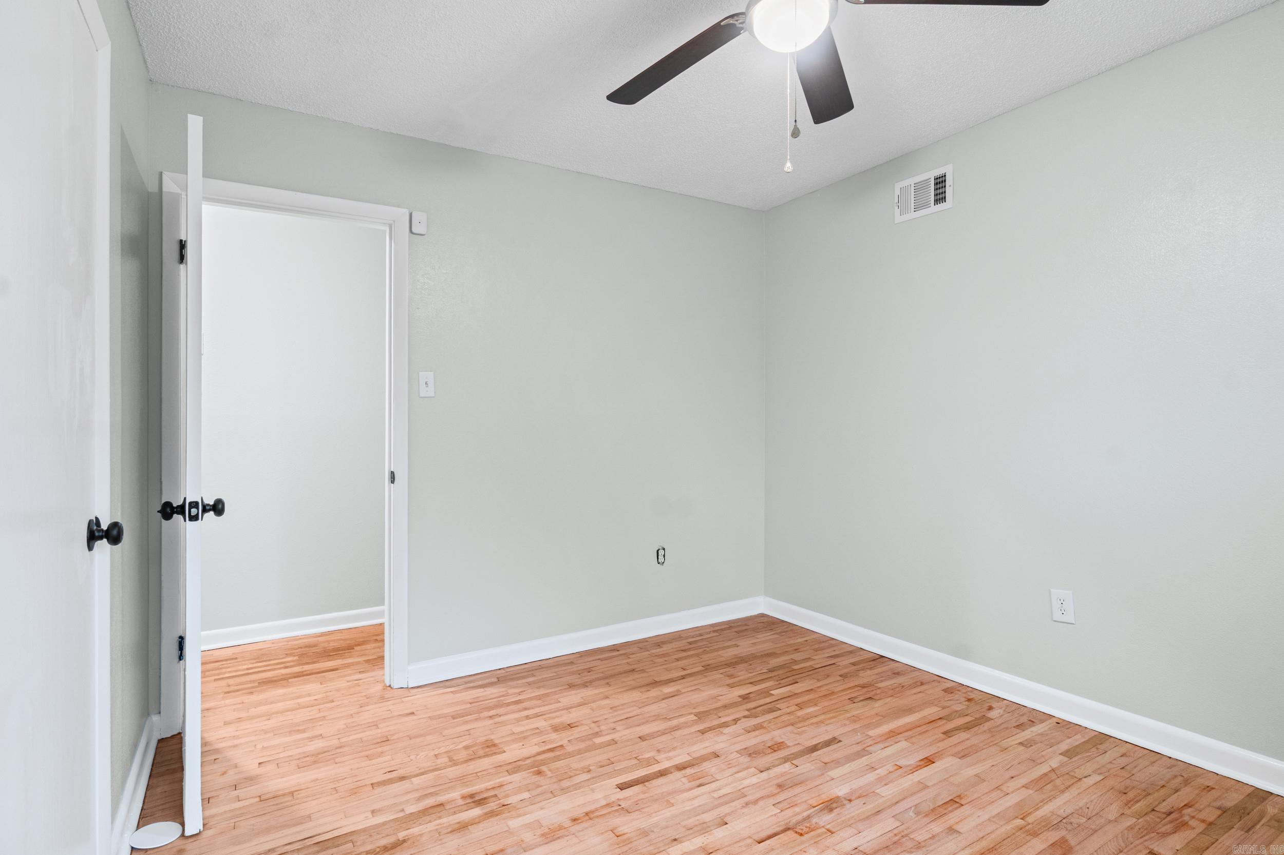 HILLSIDE - Residential