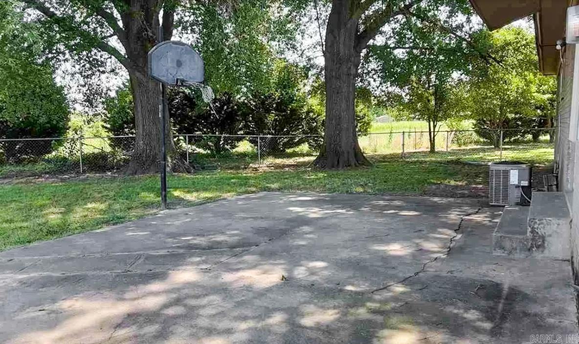 GLENVIEW - Residential