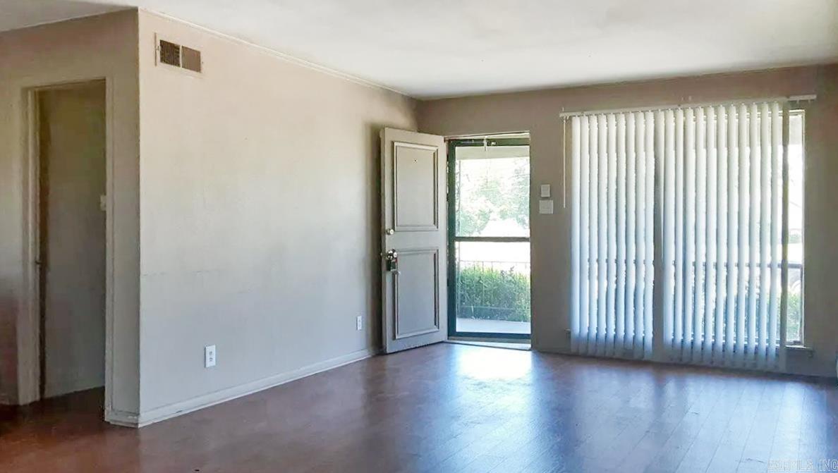 GLENVIEW - Residential