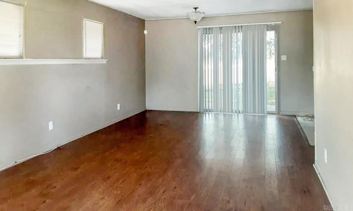 GLENVIEW - Residential