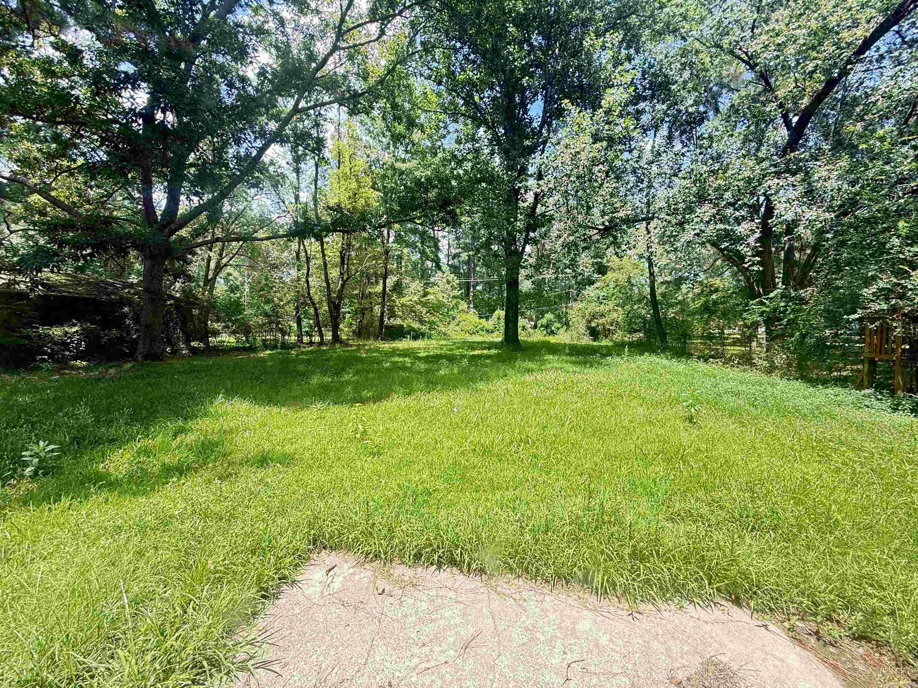 Hollywood Heights - Residential