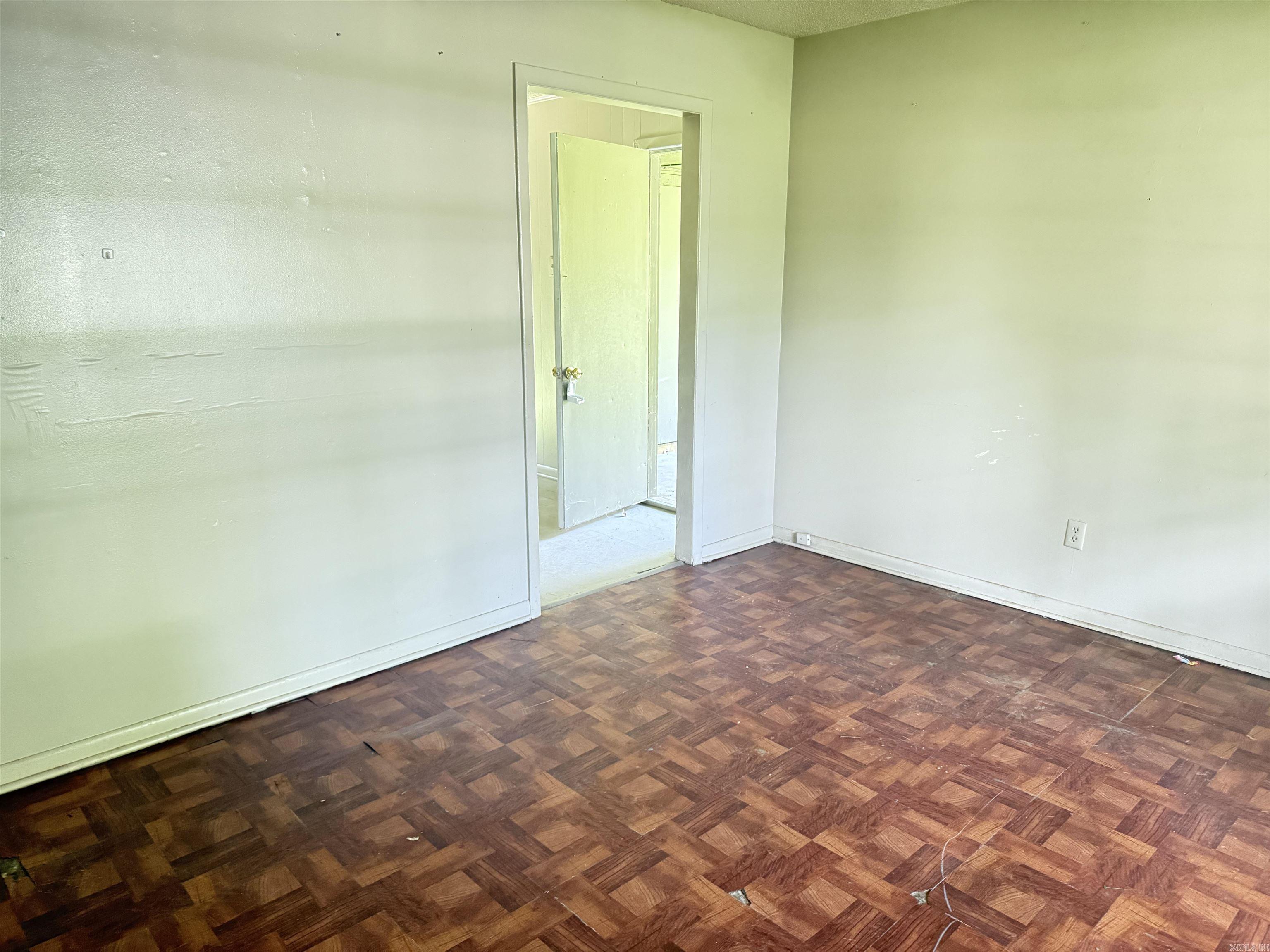 Hollywood Heights - Residential