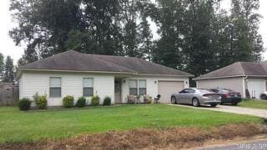 Perfect 3 bed, 2 bath starter home.