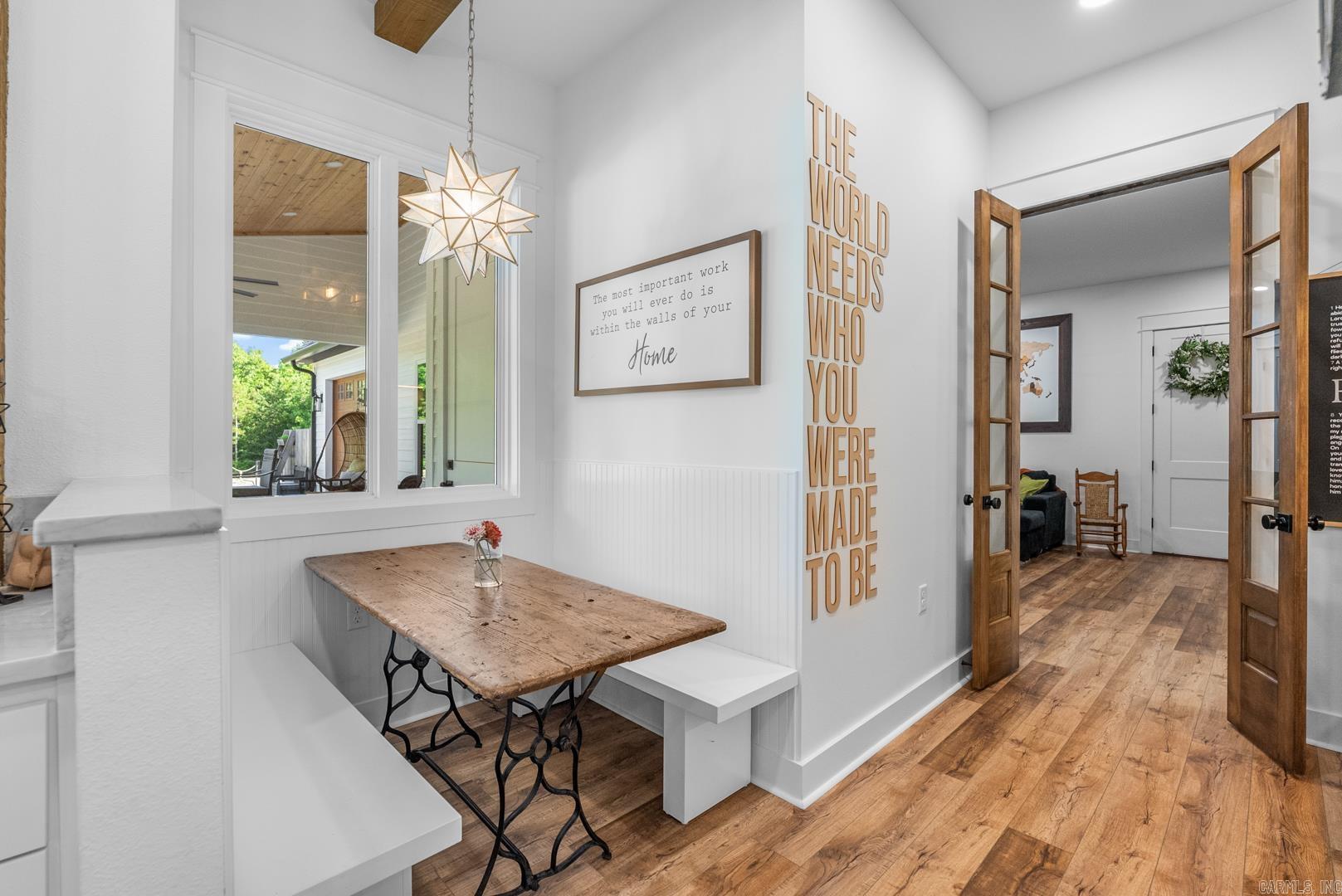 CRESTHAVEN - Residential
