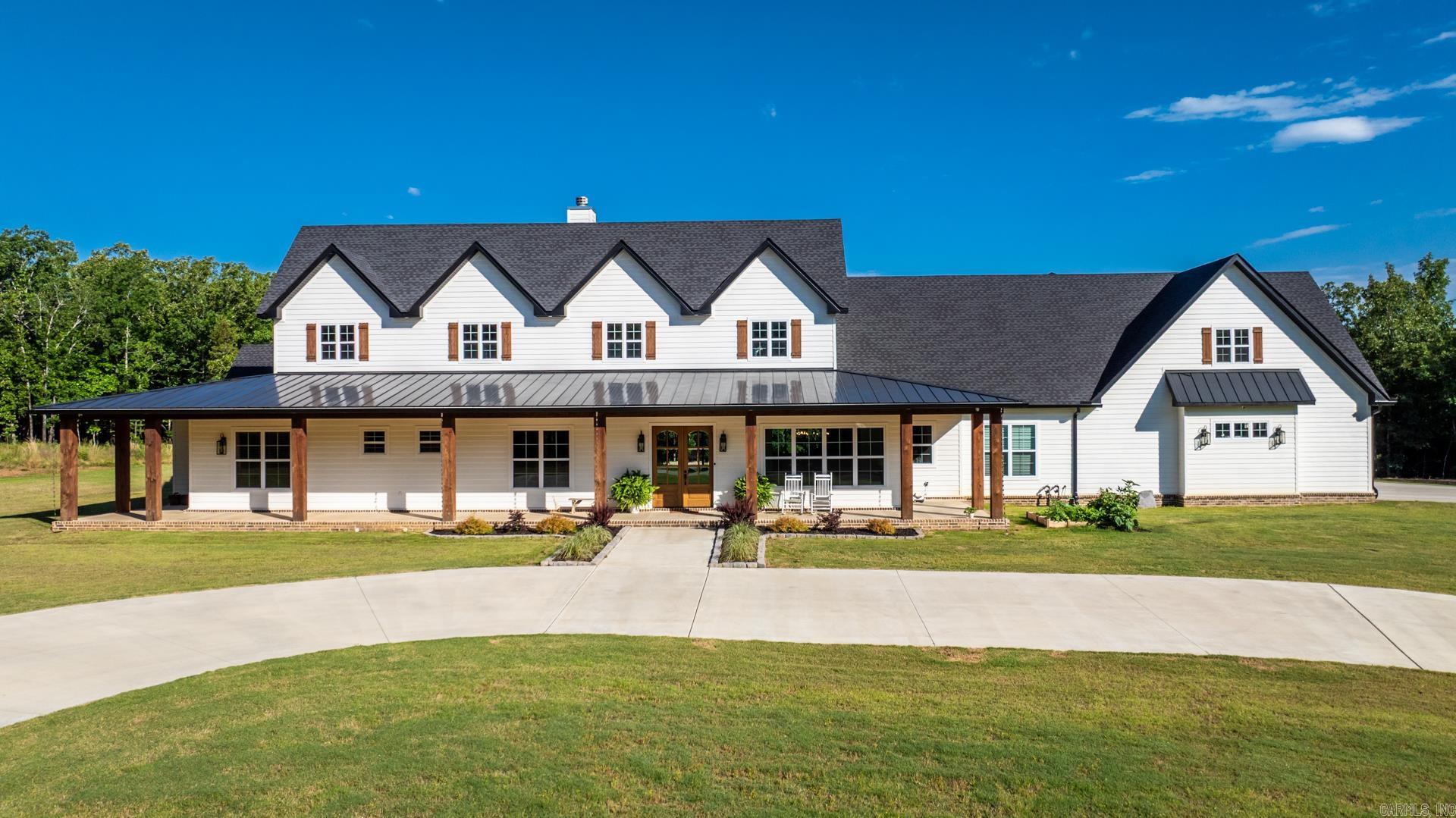 CRESTHAVEN - Residential