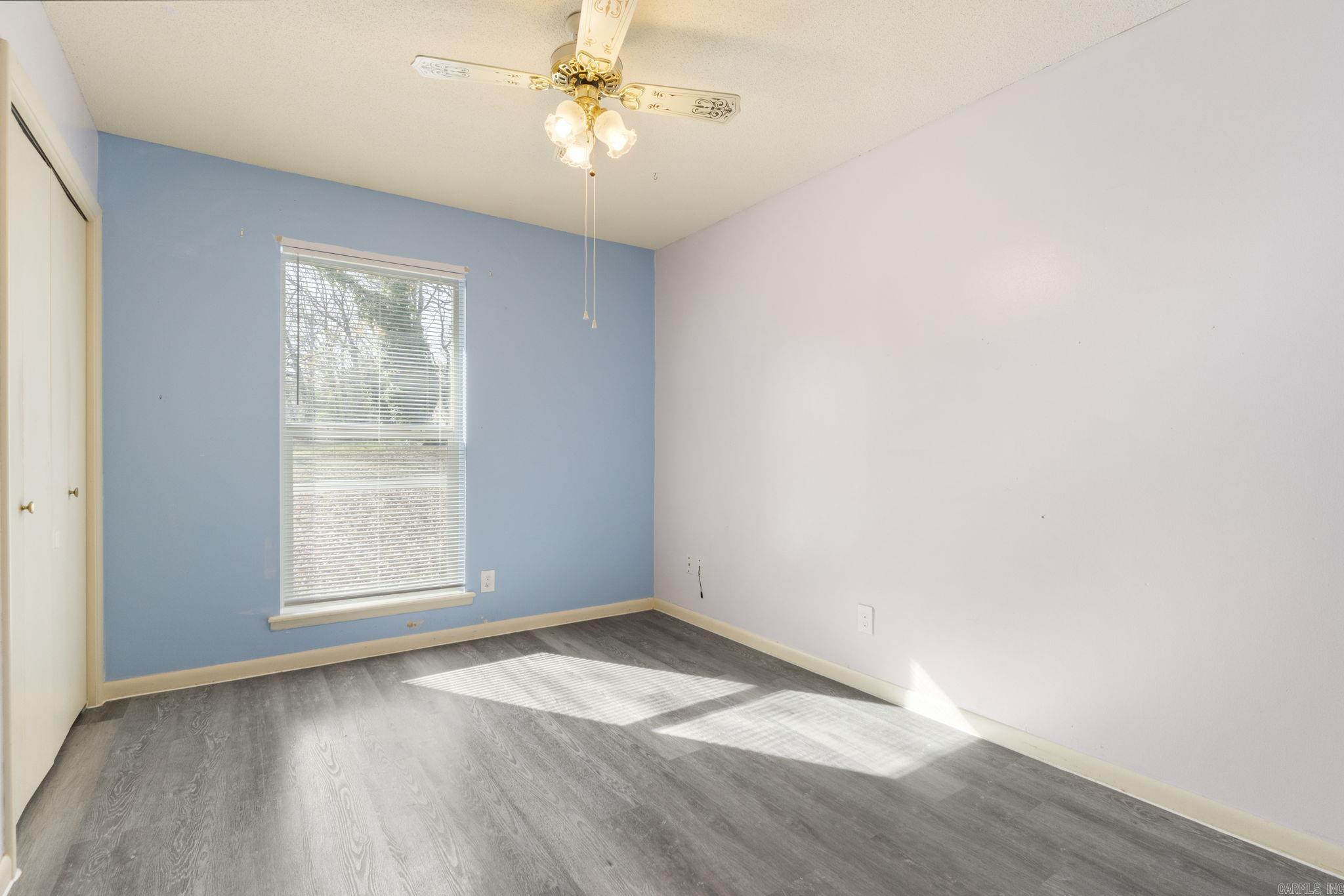 INDIAN HILLS - Residential