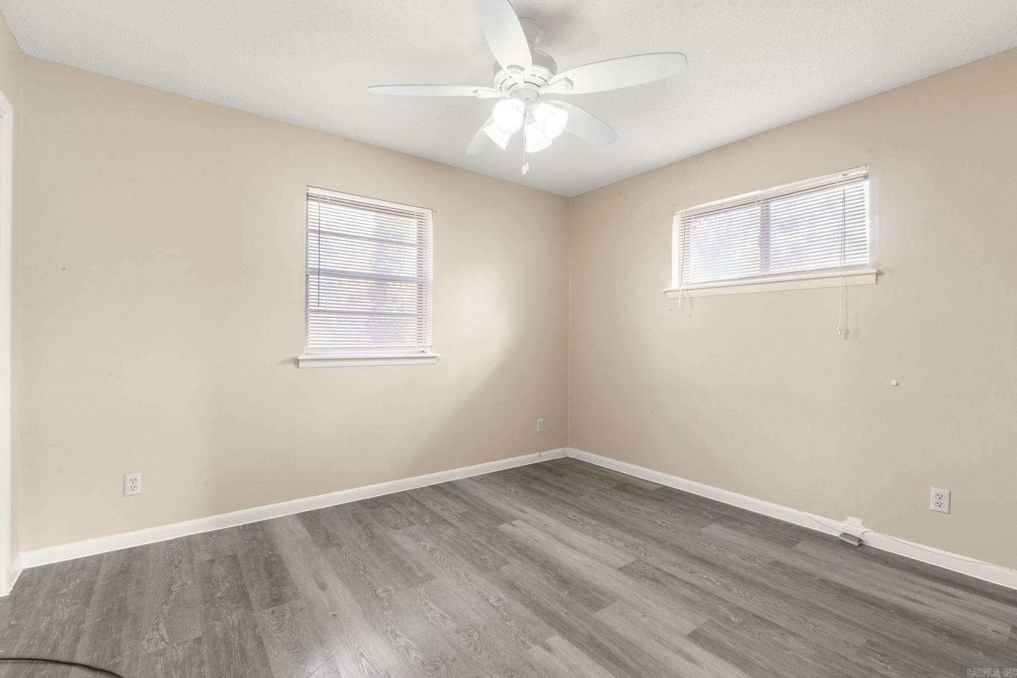 INDIAN HILLS - Residential