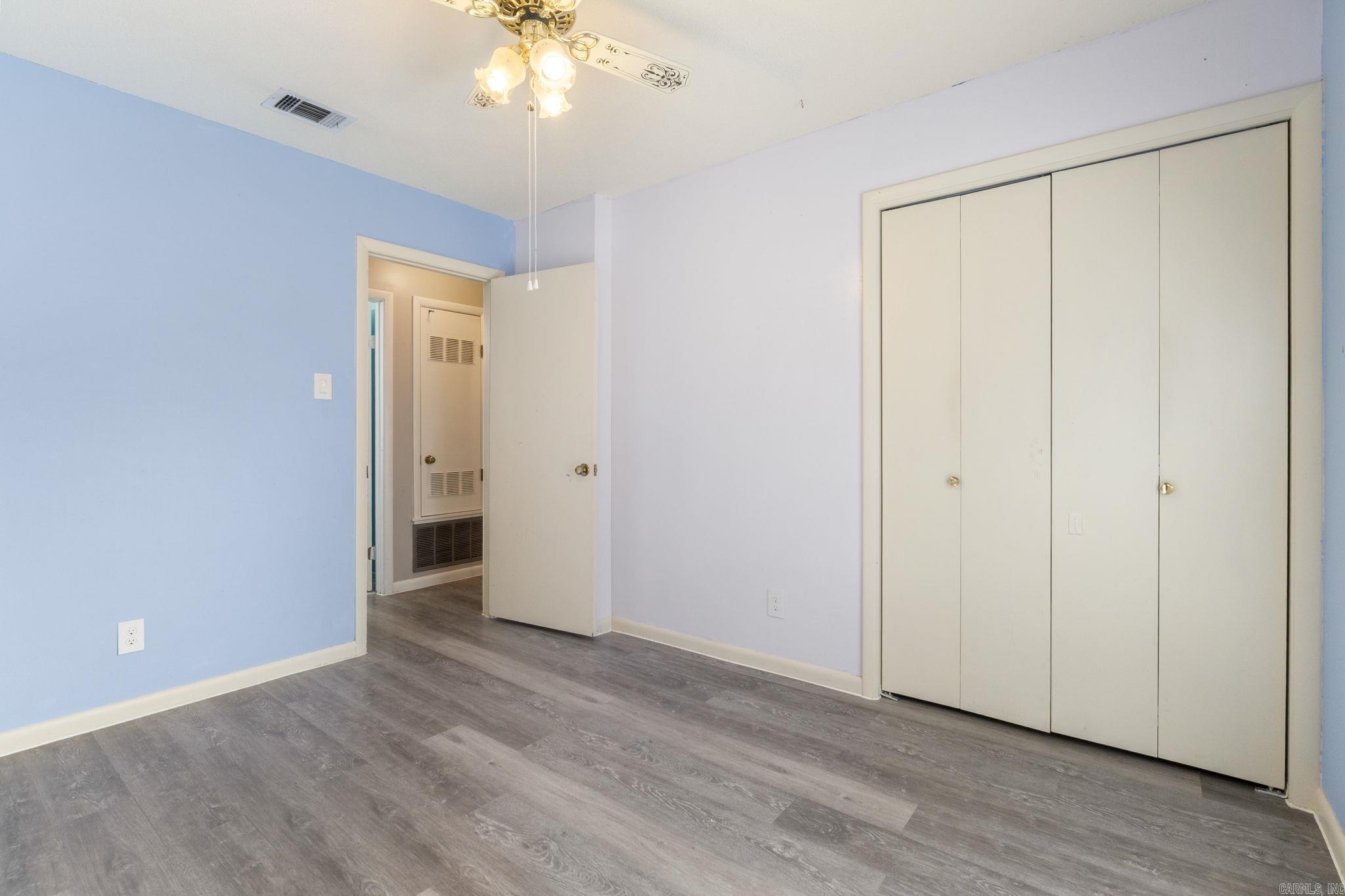 INDIAN HILLS - Residential