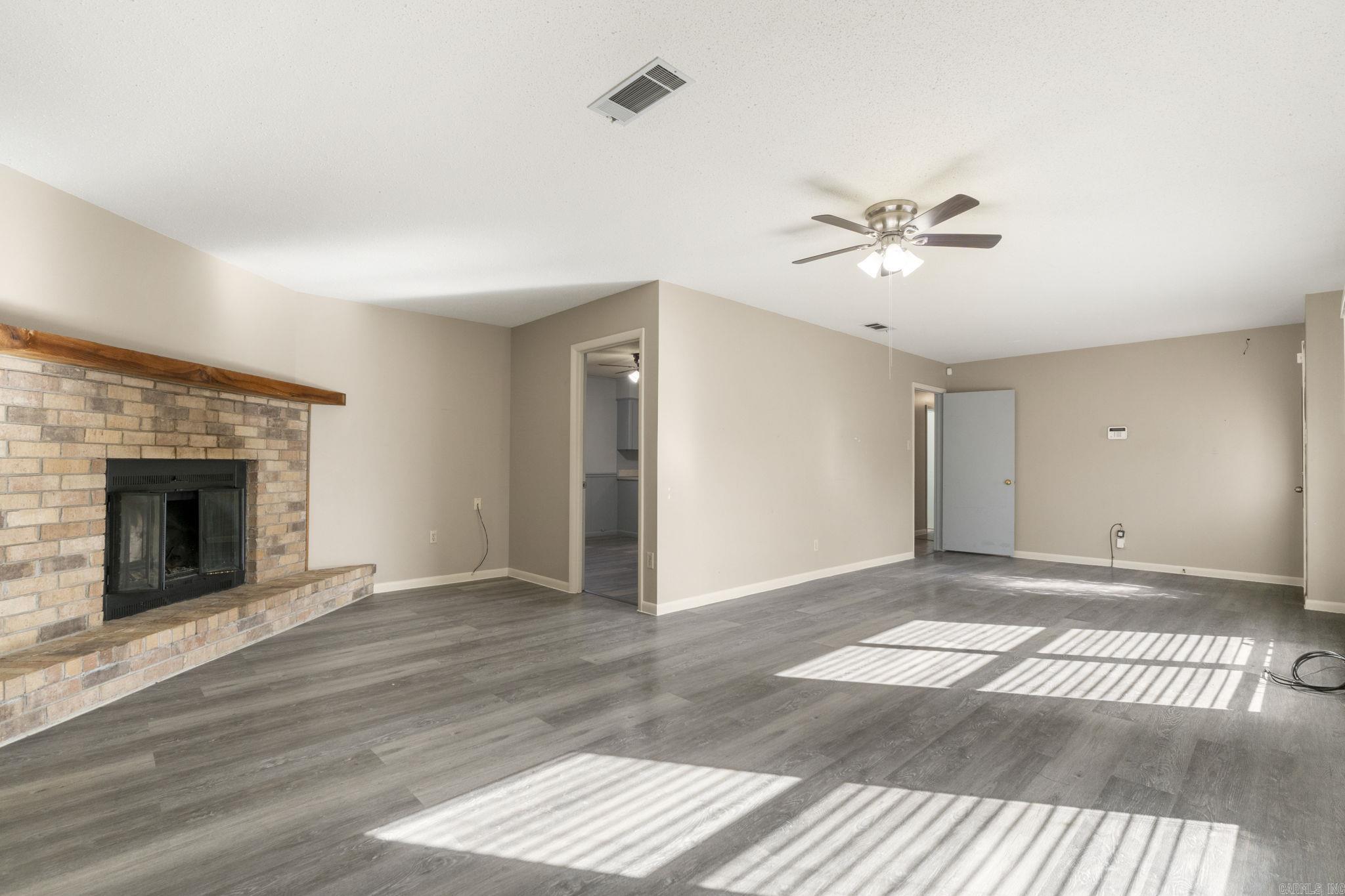 INDIAN HILLS - Residential