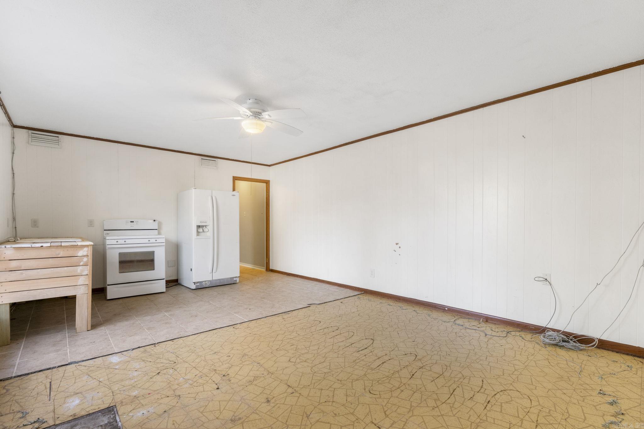 INDIAN HILLS - Residential