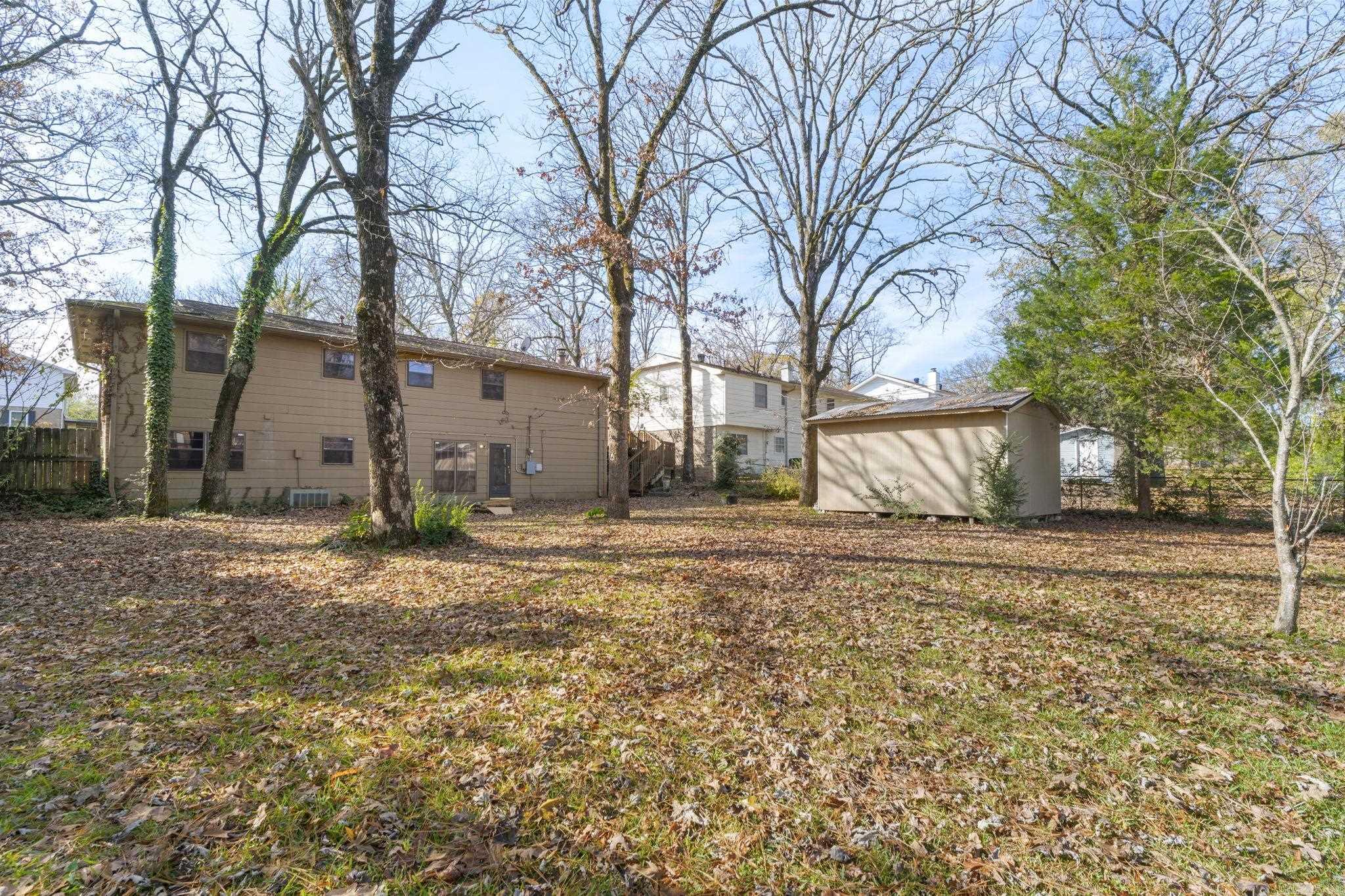 INDIAN HILLS - Residential