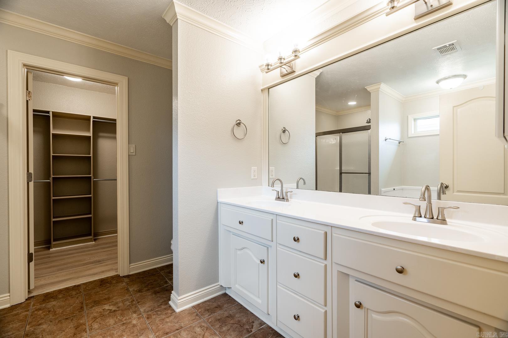 Stonhedge - Residential Lease