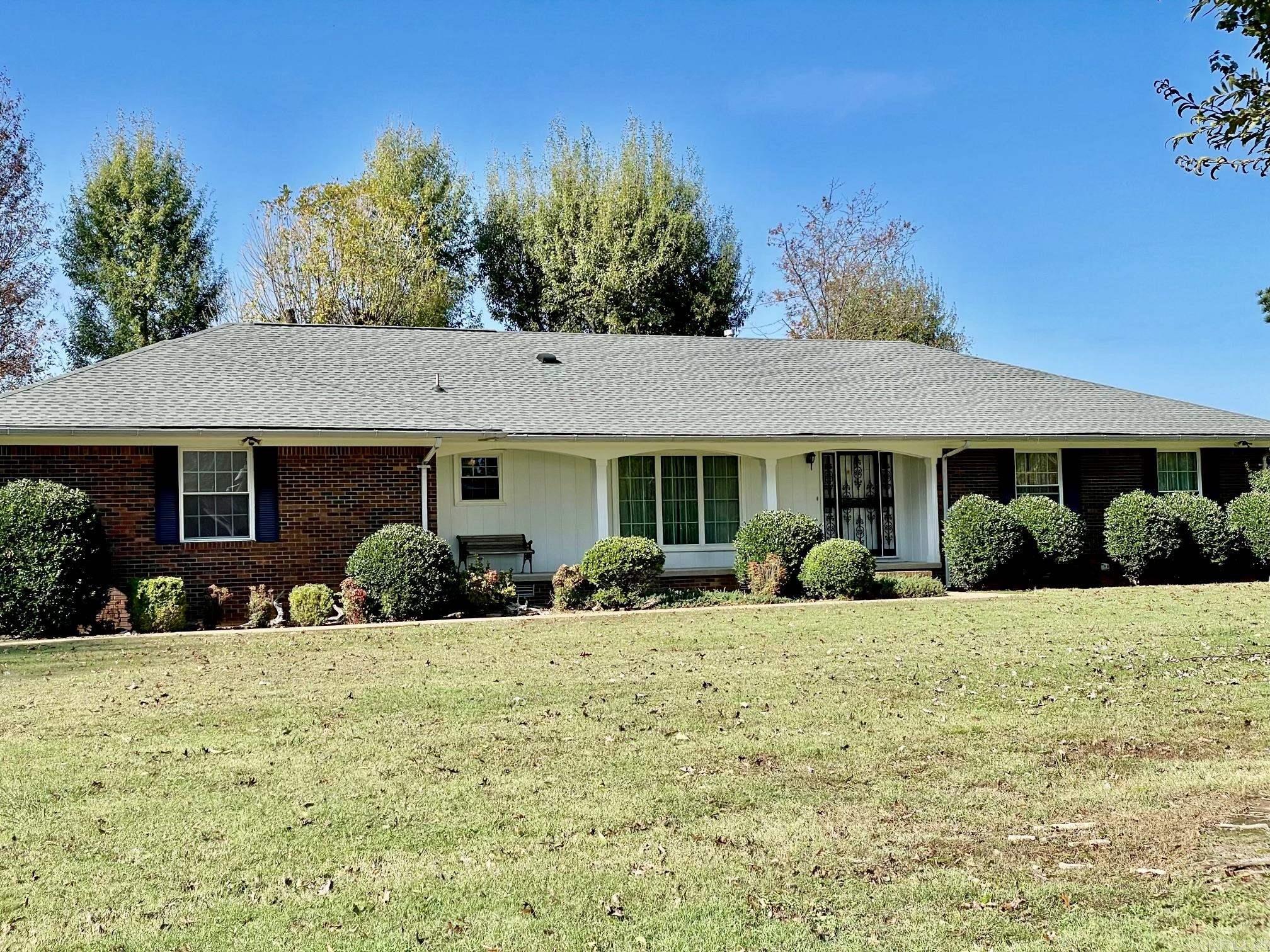 Imagine coming home to this mid-century modern ranch-style residence, nestled on approximately +/-4.46 acres, which offers a blend of country living with the conveniences of town. With a generous +/-2,359 square feet, this home features three bedrooms, three baths, two living areas, a double garage, and a barn, providing ample room to settle in and feel truly at home. This property is available through an ONLINE auction at www.soldasap.com. Bidding is now open. Ends Thursday Dec 5th at 1 PM. 10% Buyers Premium applies. A $10,000 non-refundable down payment is required from the high bidder. MLS requires we put $1 as the list price, but this is NOT the reserve amount. The starting bid is $100,000, which is a point of beginning but is not the reserve amount. The seller will have the right to accept or reject all offers. Sold "As Is, Where Is". Title insurance will be provided. No Appliances remain on the property. Do all inspections BEFORE bidding.Pre-Auction Offers WELCOME! Please note: By law we are obligated to present all offers. This property maybe available for purchase prior to the auction. The seller reserves the right to accept a suitable offer prior to the auction date.