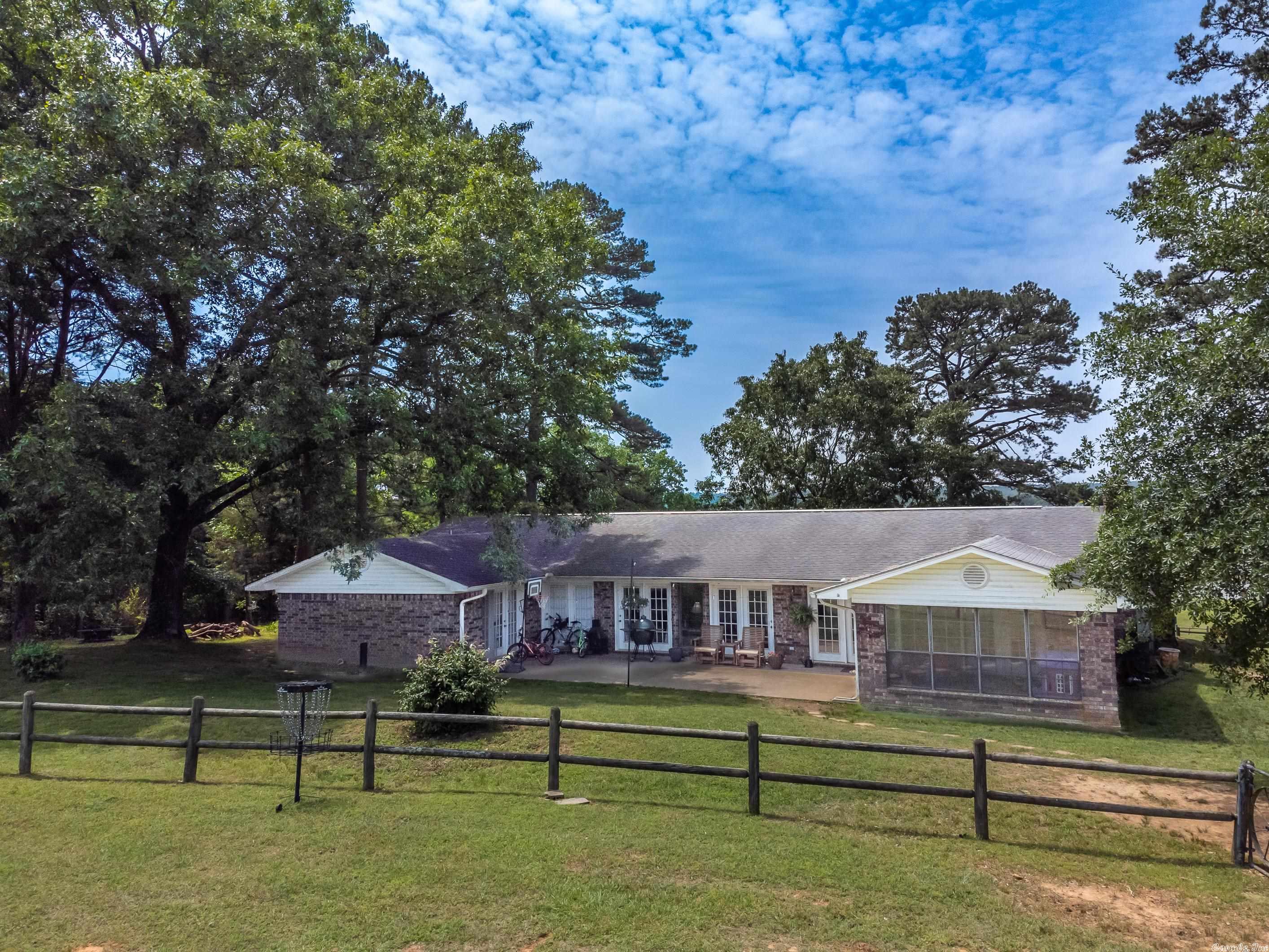 JOHNSON - Farm