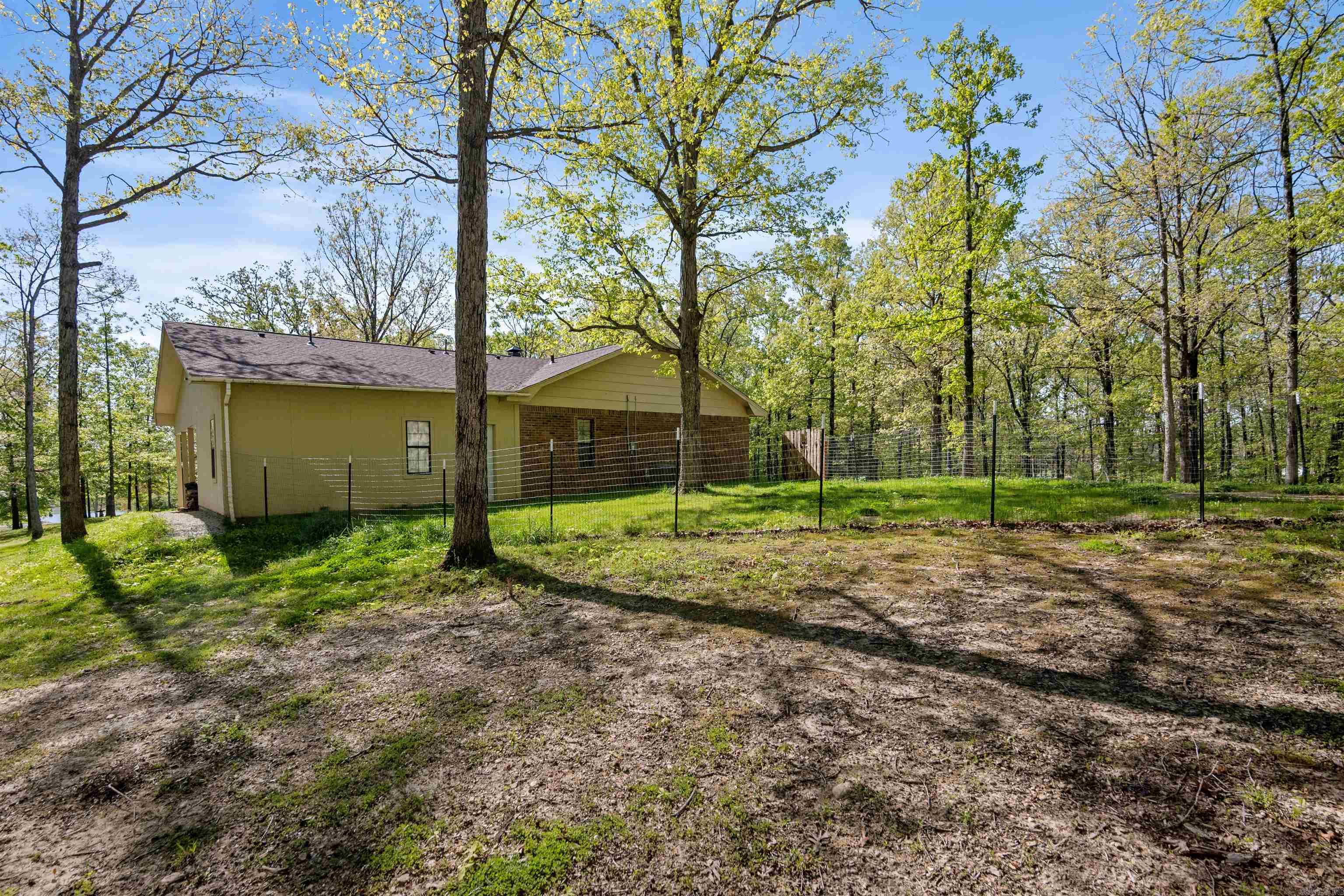 MCDOUGLE'S REPLAT OF WOODED AC - Residential