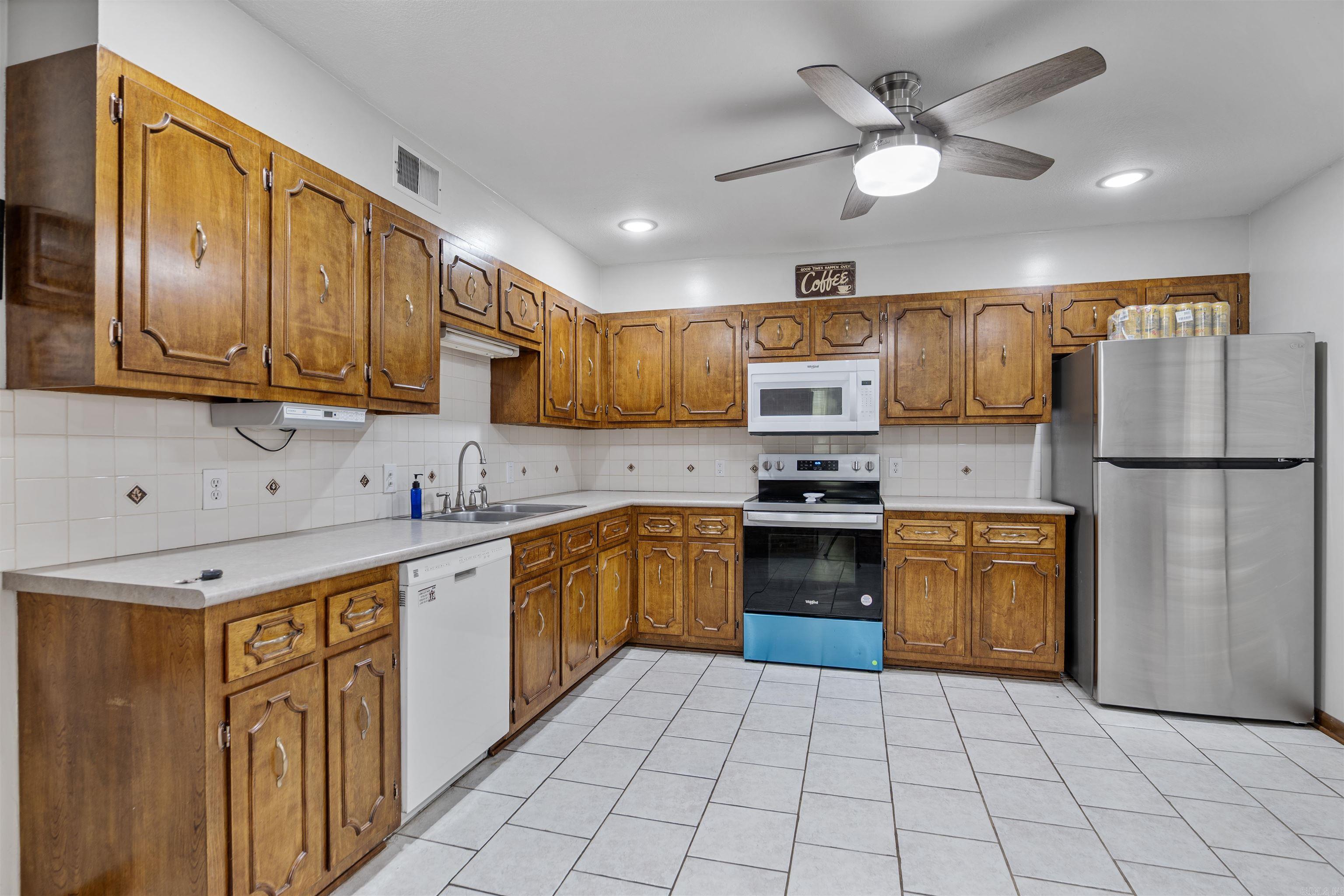 MCDOUGLE'S REPLAT OF WOODED AC - Residential