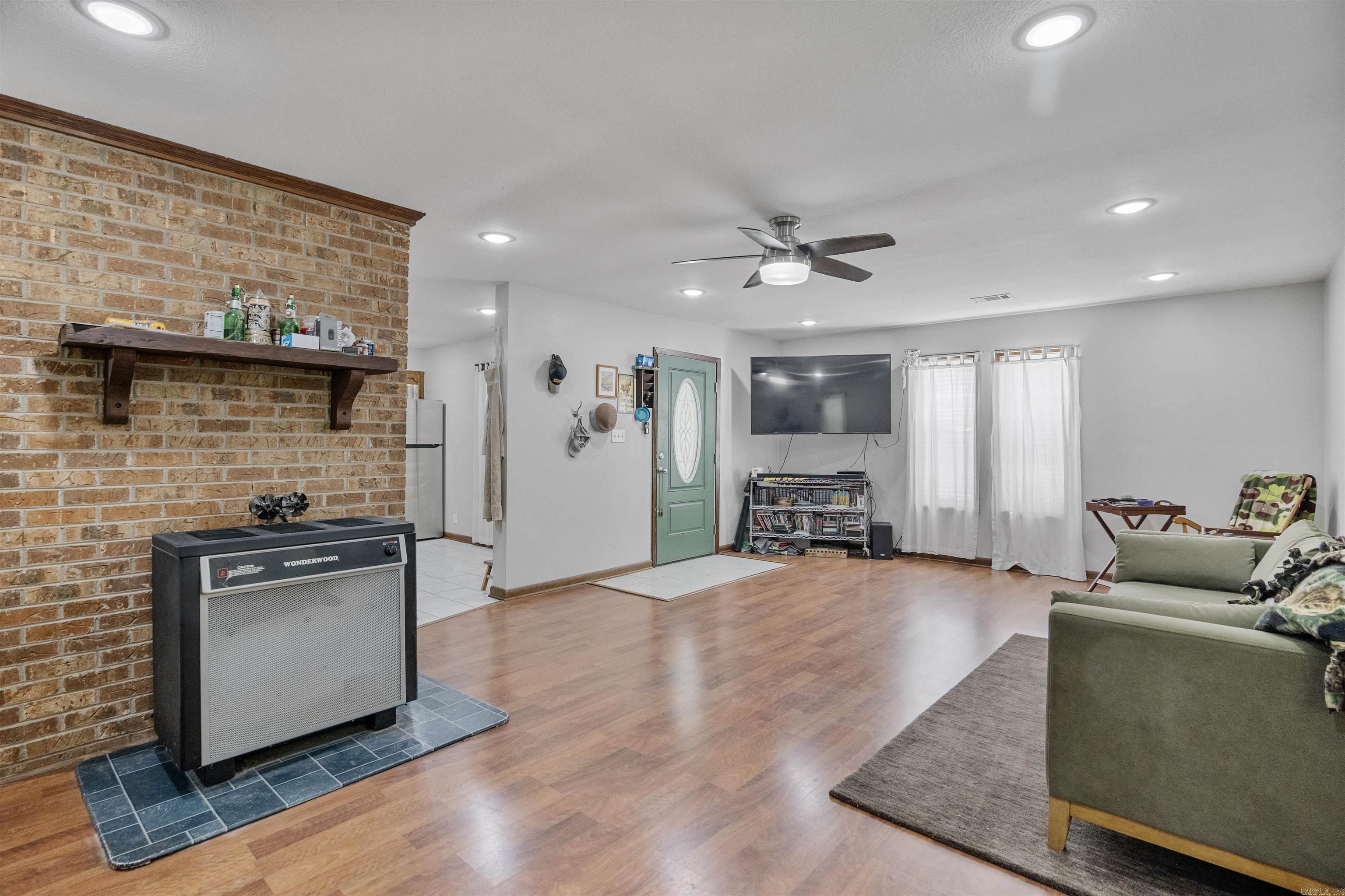 MCDOUGLE'S REPLAT OF WOODED AC - Residential