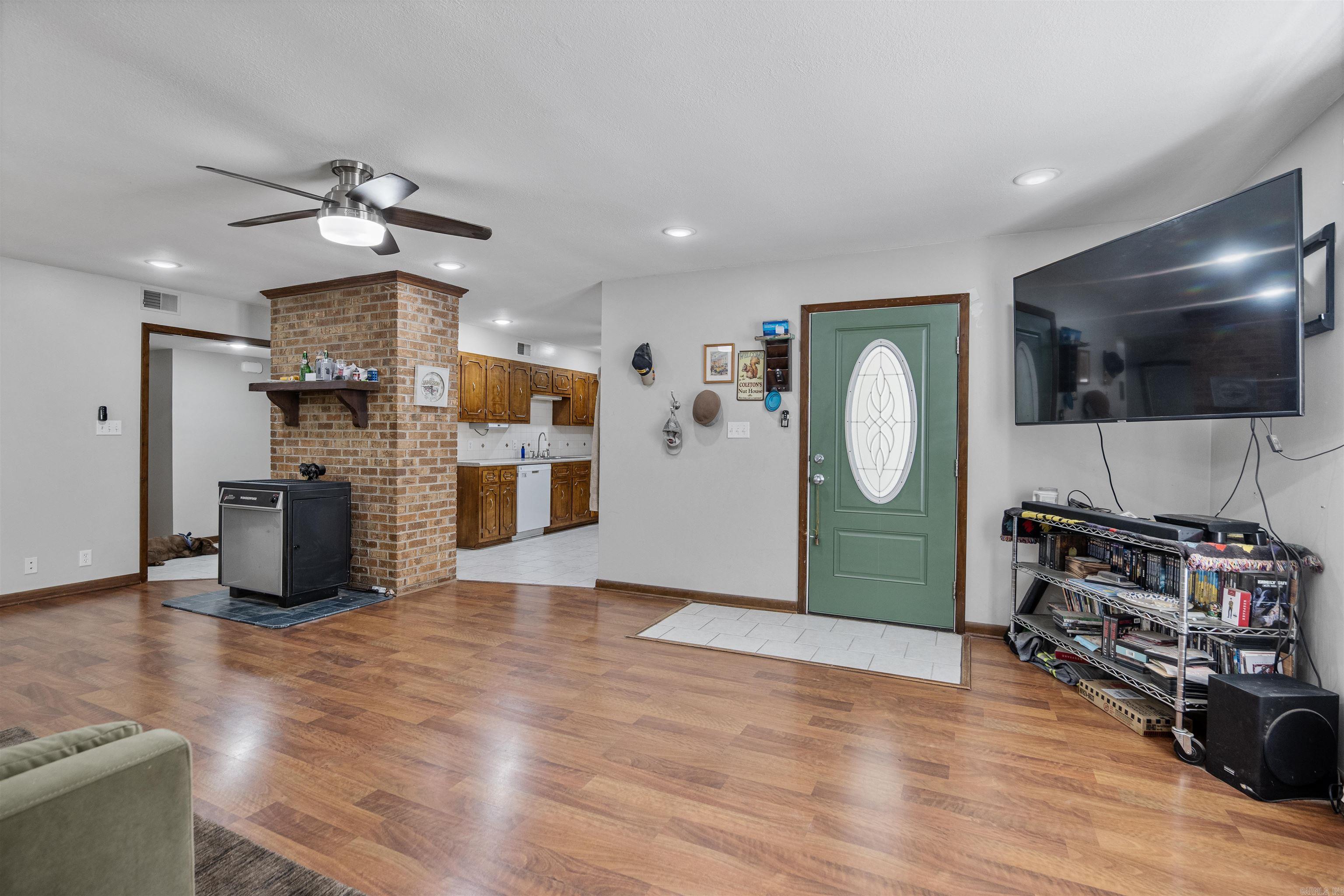 MCDOUGLE'S REPLAT OF WOODED AC - Residential