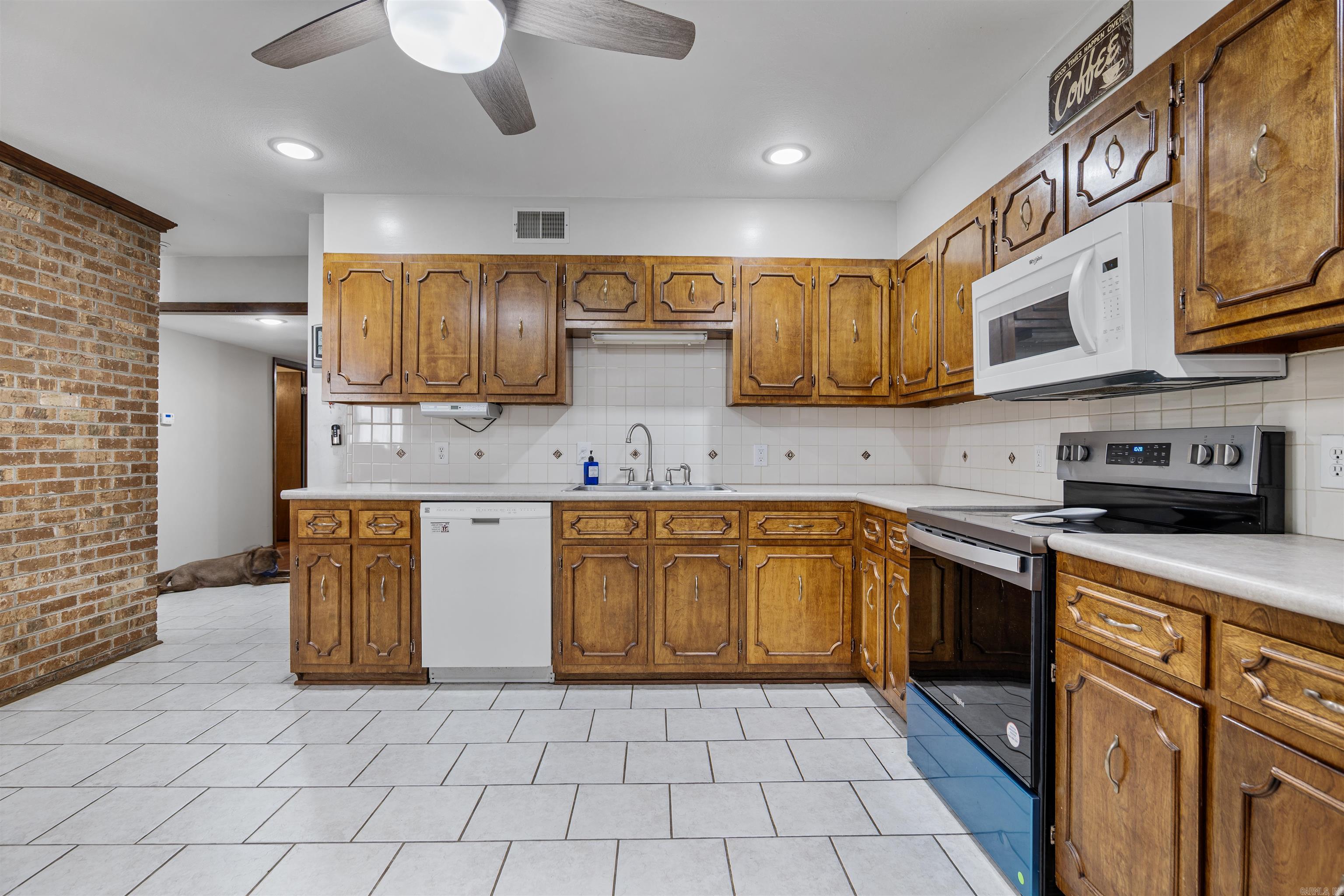 MCDOUGLE'S REPLAT OF WOODED AC - Residential